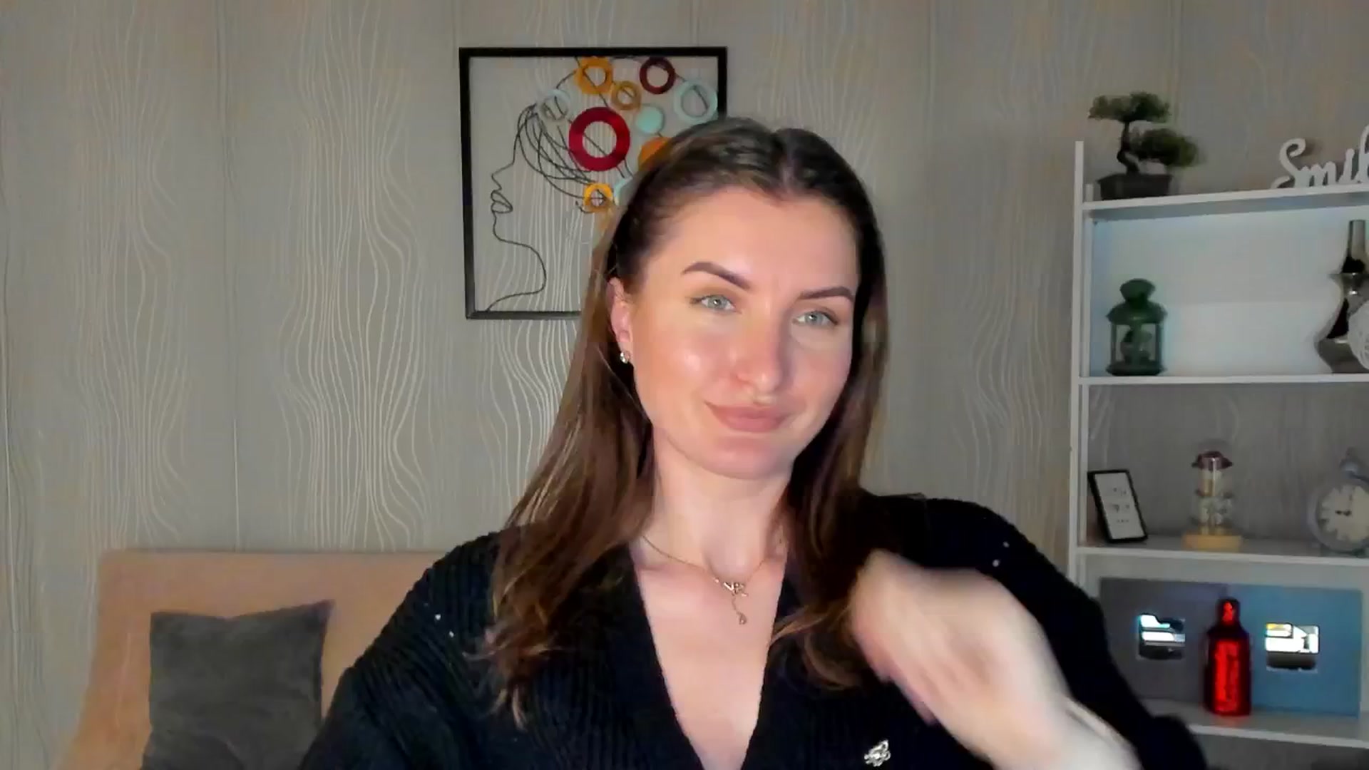 Gallery image thumbnail from EmilysBack's myfreecams stream on, 03/13/2025, 19:01 image 19 of 20
