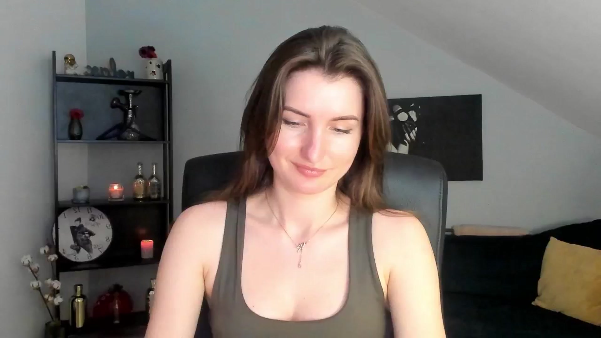 Gallery image thumbnail from EmilysBack's myfreecams stream on, 03/15/2025, 22:25 image 6 of 20