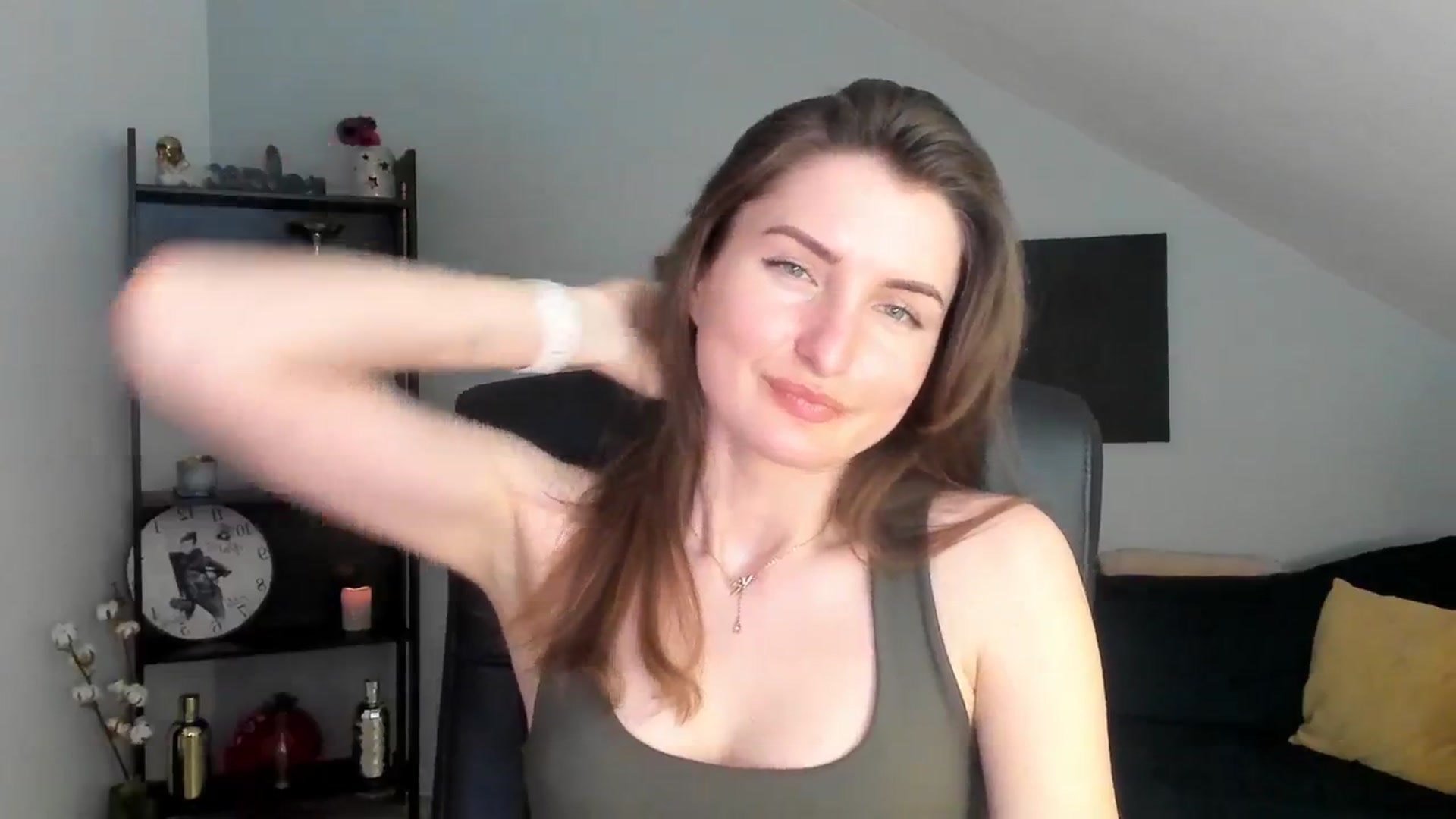 Gallery image thumbnail from EmilysBack's myfreecams stream on, 03/15/2025, 22:46 image 10 of 20