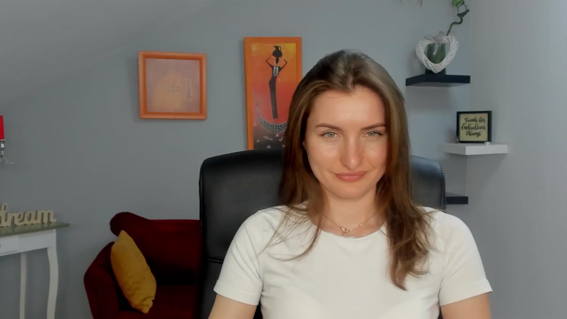 Gallery image thumbnail from EmilysBack's myfreecams stream on, 03/18/2025, 18:52 image 18 of 20