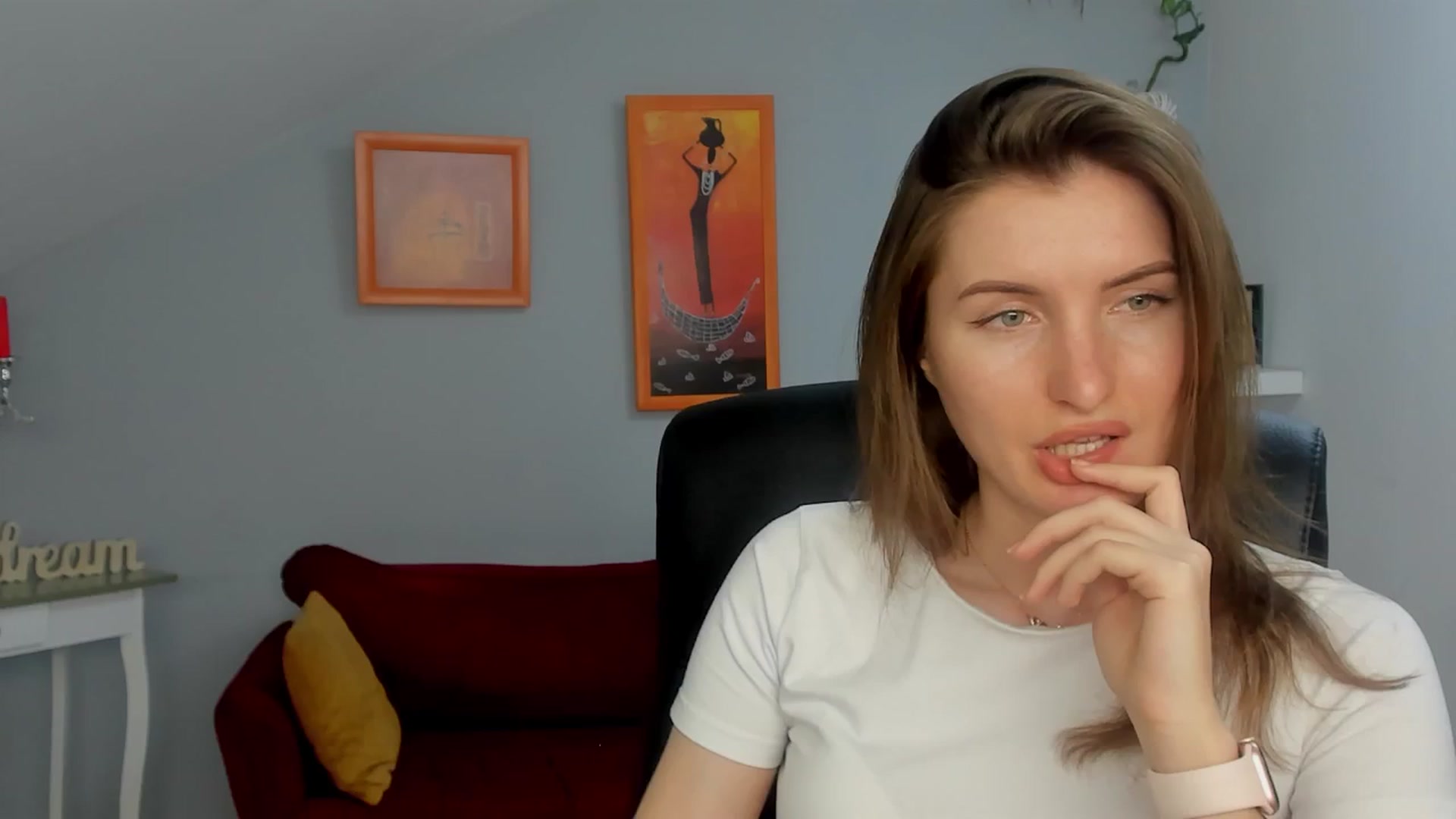 Gallery image thumbnail from EmilysBack's myfreecams stream on, 03/18/2025, 18:52 image 5 of 20
