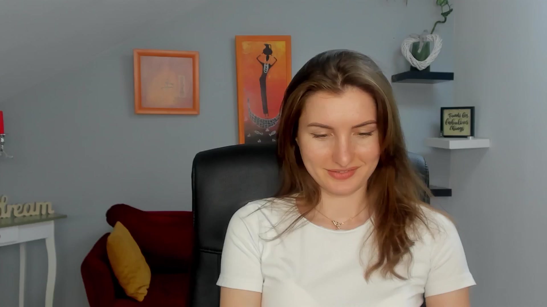 Gallery image thumbnail from EmilysBack's myfreecams stream on, 03/18/2025, 18:52 image 19 of 20