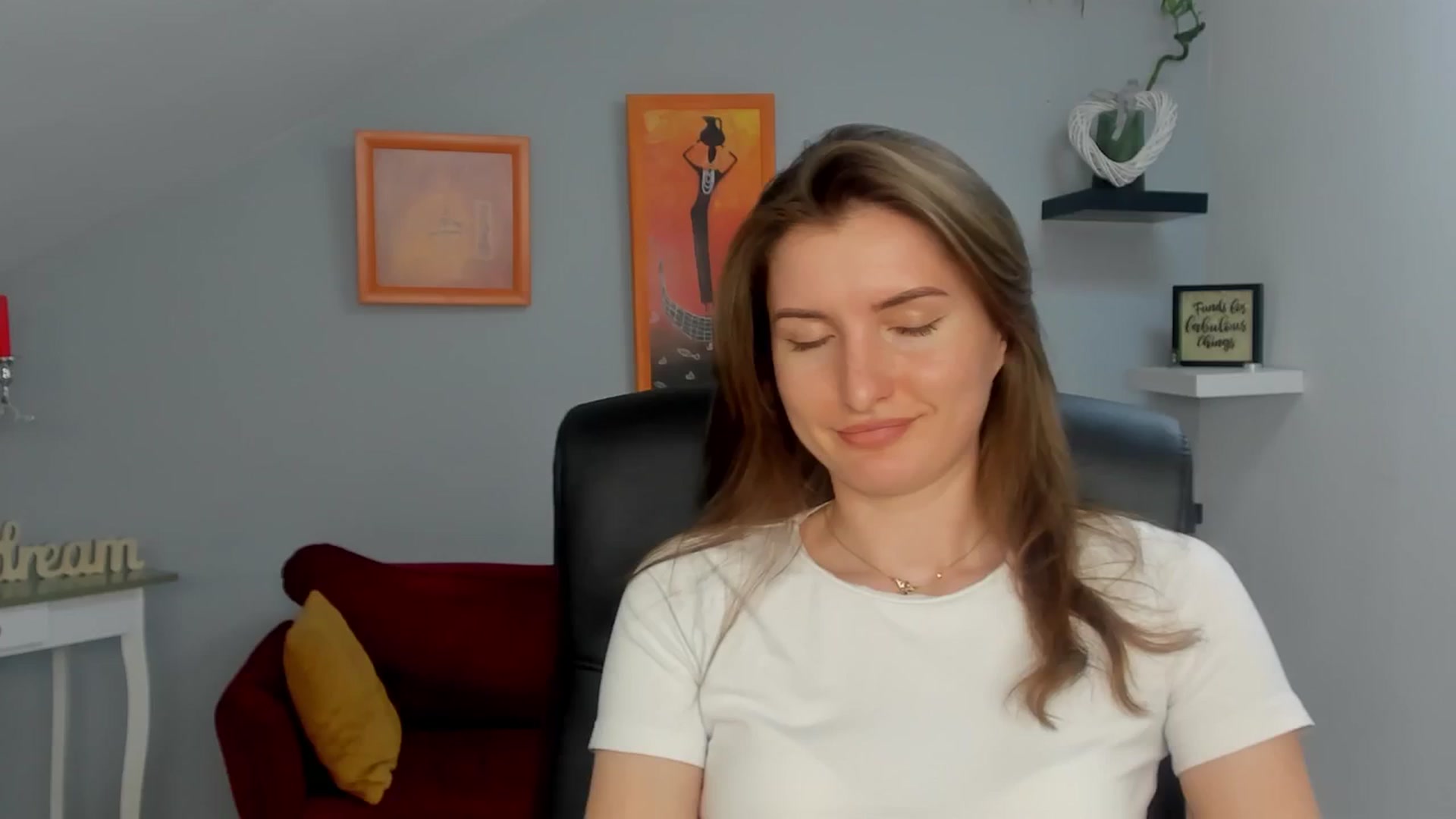 Gallery image thumbnail from EmilysBack's myfreecams stream on, 03/18/2025, 18:52 image 9 of 20