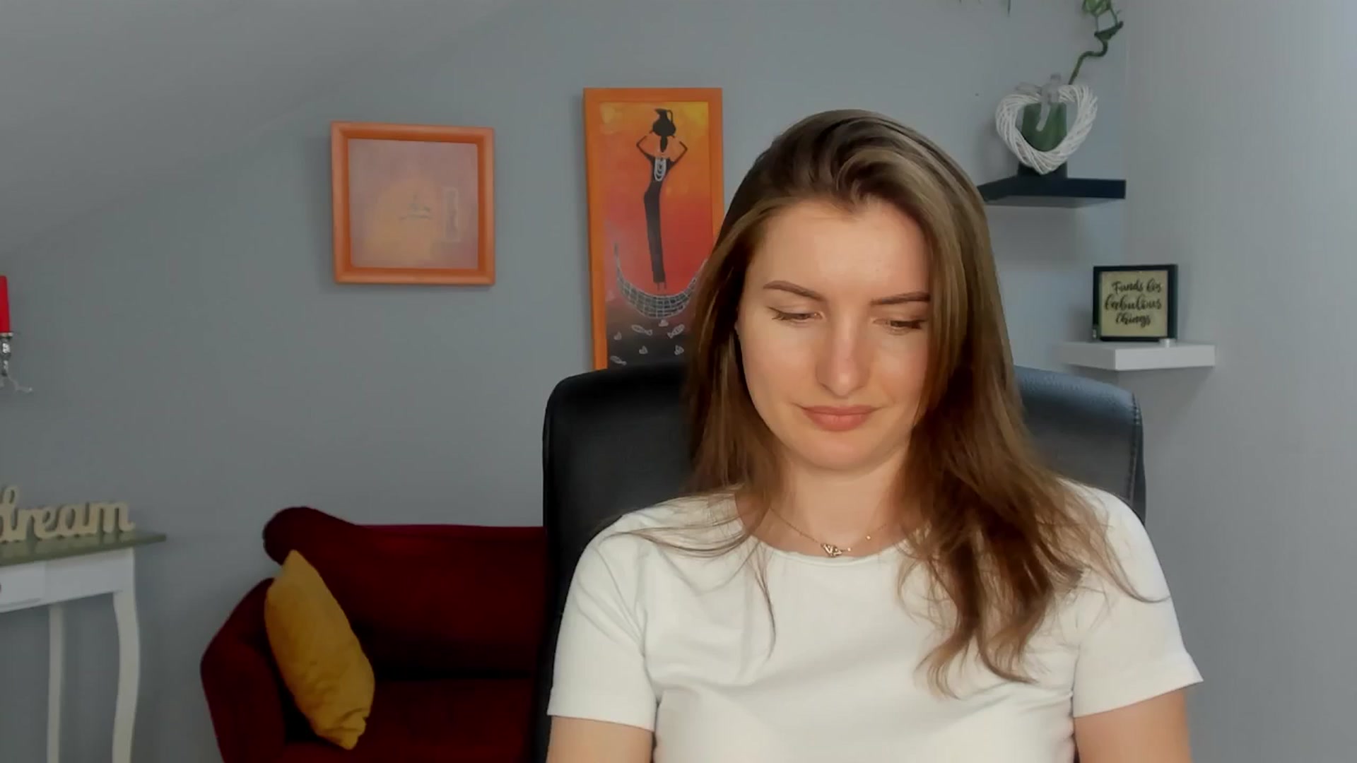 Gallery image thumbnail from EmilysBack's myfreecams stream on, 03/18/2025, 18:52 image 12 of 20
