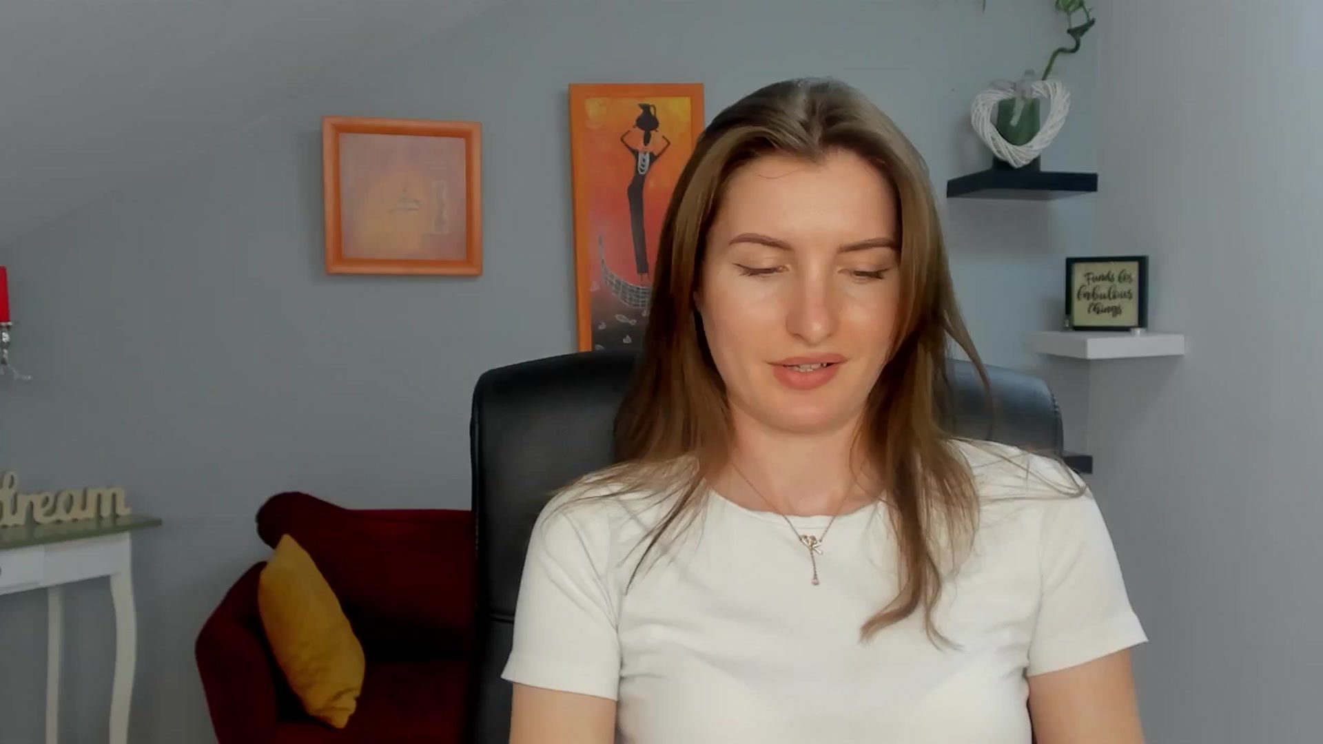 Gallery image thumbnail from EmilysBack's myfreecams stream on, 03/18/2025, 19:53 image 8 of 20