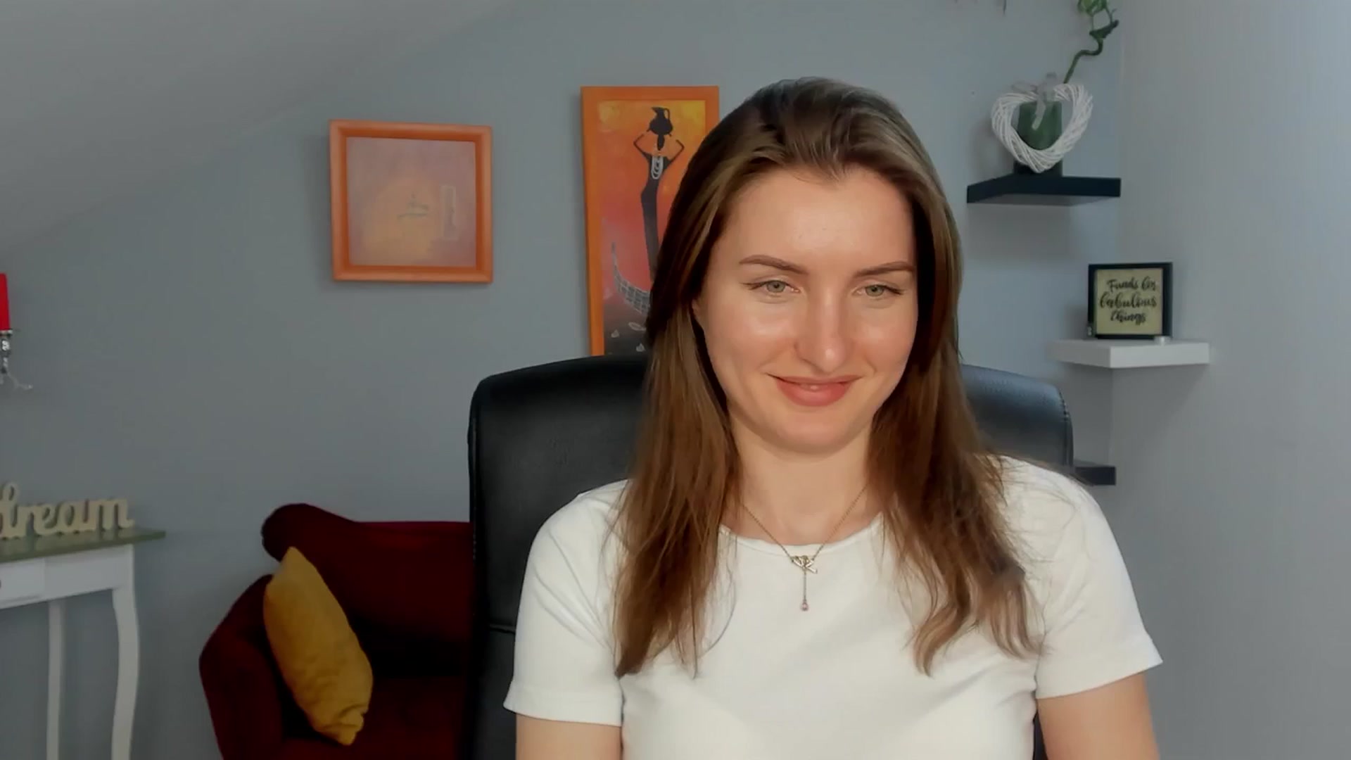 Gallery image thumbnail from EmilysBack's myfreecams stream on, 03/18/2025, 19:53 image 1 of 20