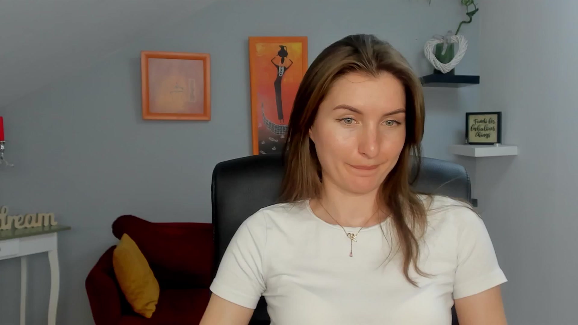 Gallery image thumbnail from EmilysBack's myfreecams stream on, 03/18/2025, 19:53 image 7 of 20