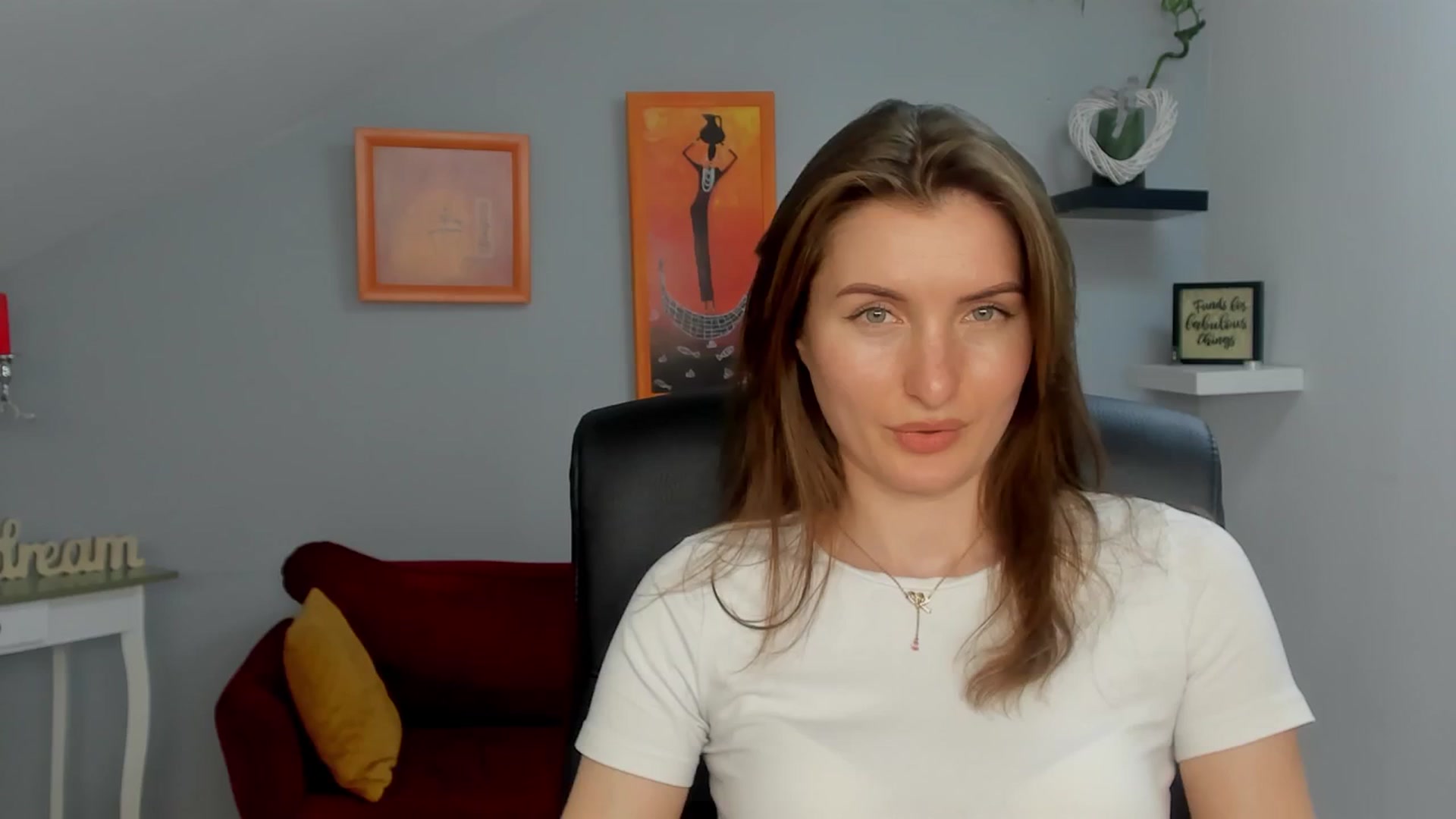 Gallery image thumbnail from EmilysBack's myfreecams stream on, 03/18/2025, 19:53 image 13 of 20