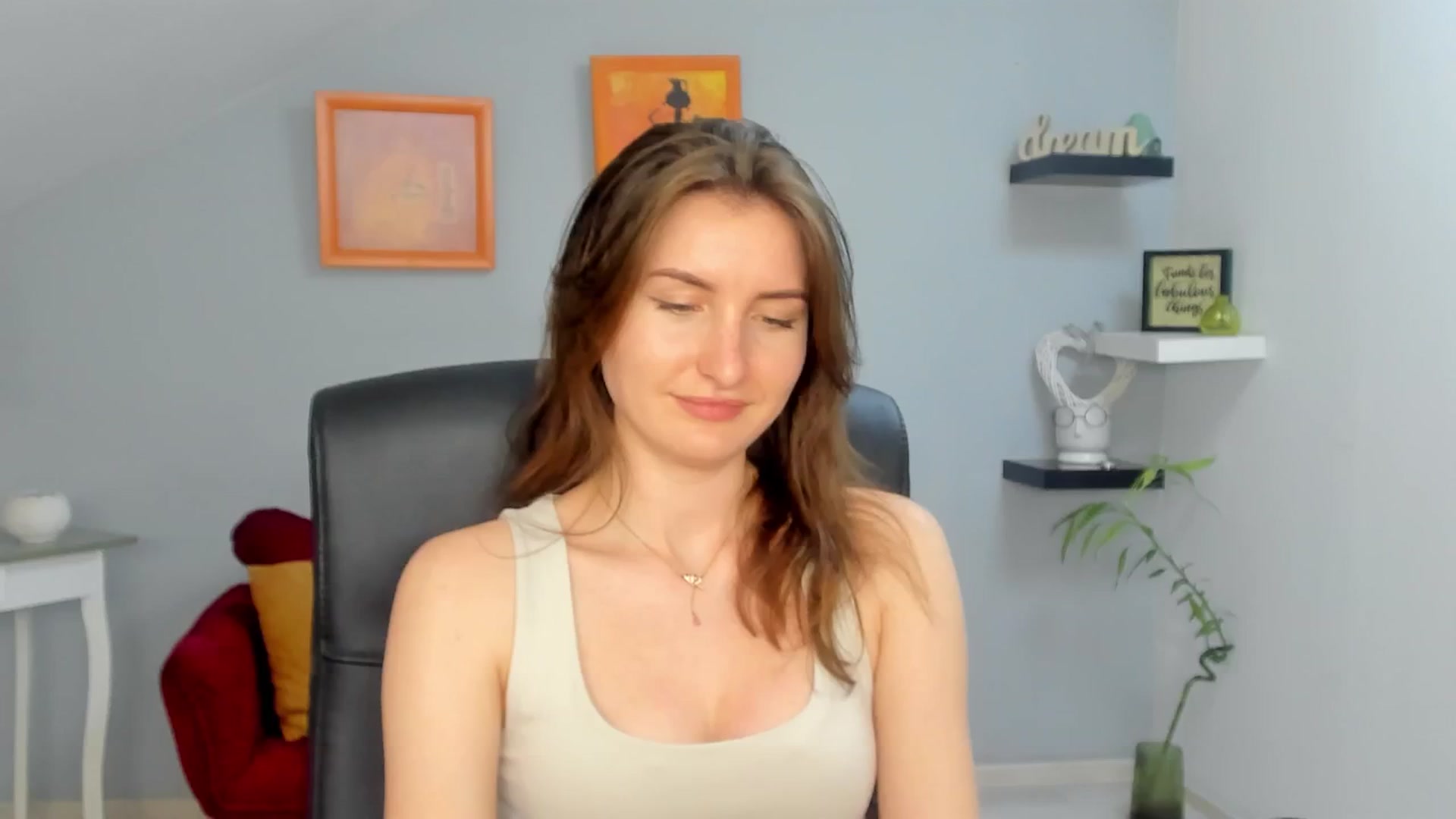 Gallery image thumbnail from EmilysBack's myfreecams stream on, 03/20/2025, 20:03 image 5 of 20
