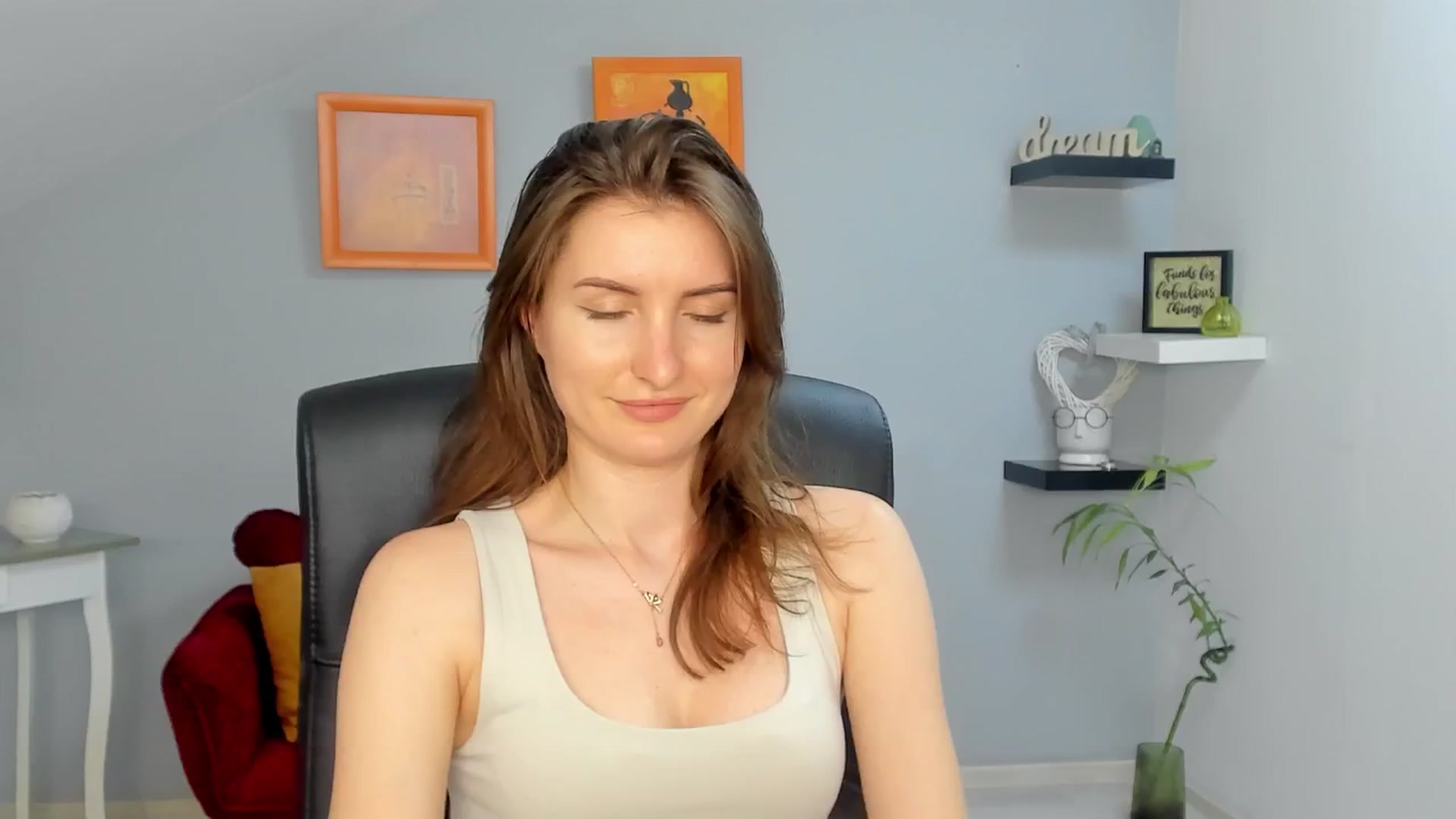Gallery image thumbnail from EmilysBack's myfreecams stream on, 03/20/2025, 20:26 image 1 of 20