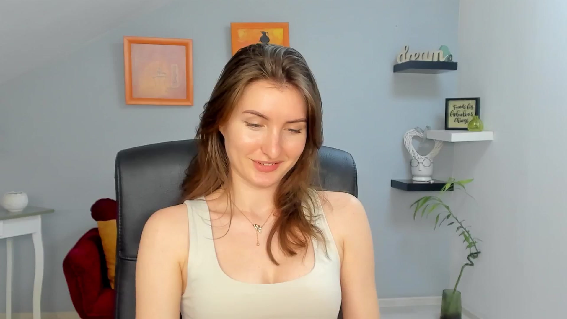 Gallery image thumbnail from EmilysBack's myfreecams stream on, 03/20/2025, 20:26 image 18 of 20