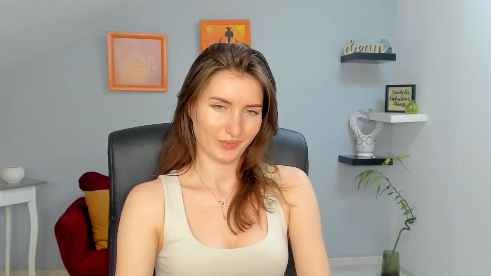 Gallery image thumbnail from EmilysBack's myfreecams stream on, 03/20/2025, 20:26 image 5 of 20