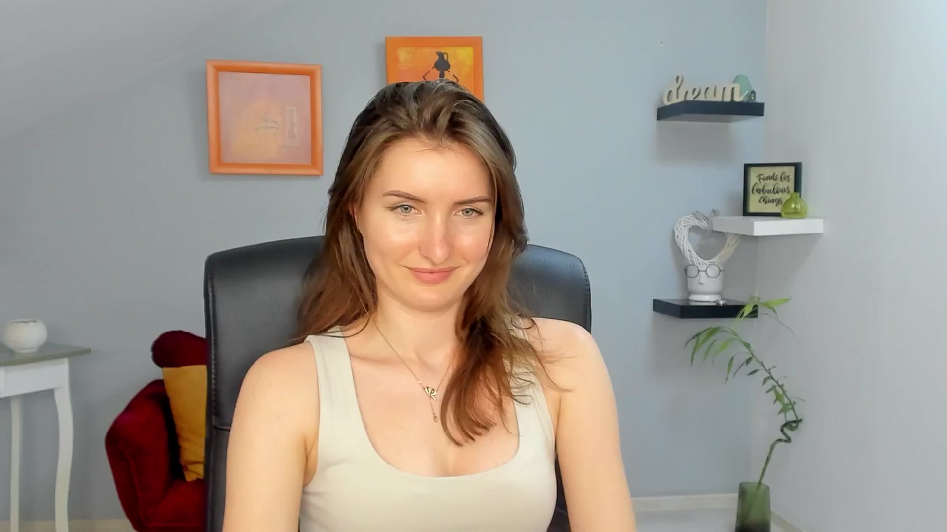Gallery image thumbnail from EmilysBack's myfreecams stream on, 03/20/2025, 20:26 image 4 of 20