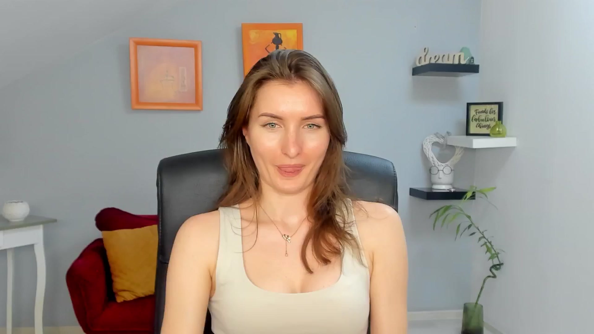 Gallery image thumbnail from EmilysBack's myfreecams stream on, 03/20/2025, 20:26 image 14 of 20