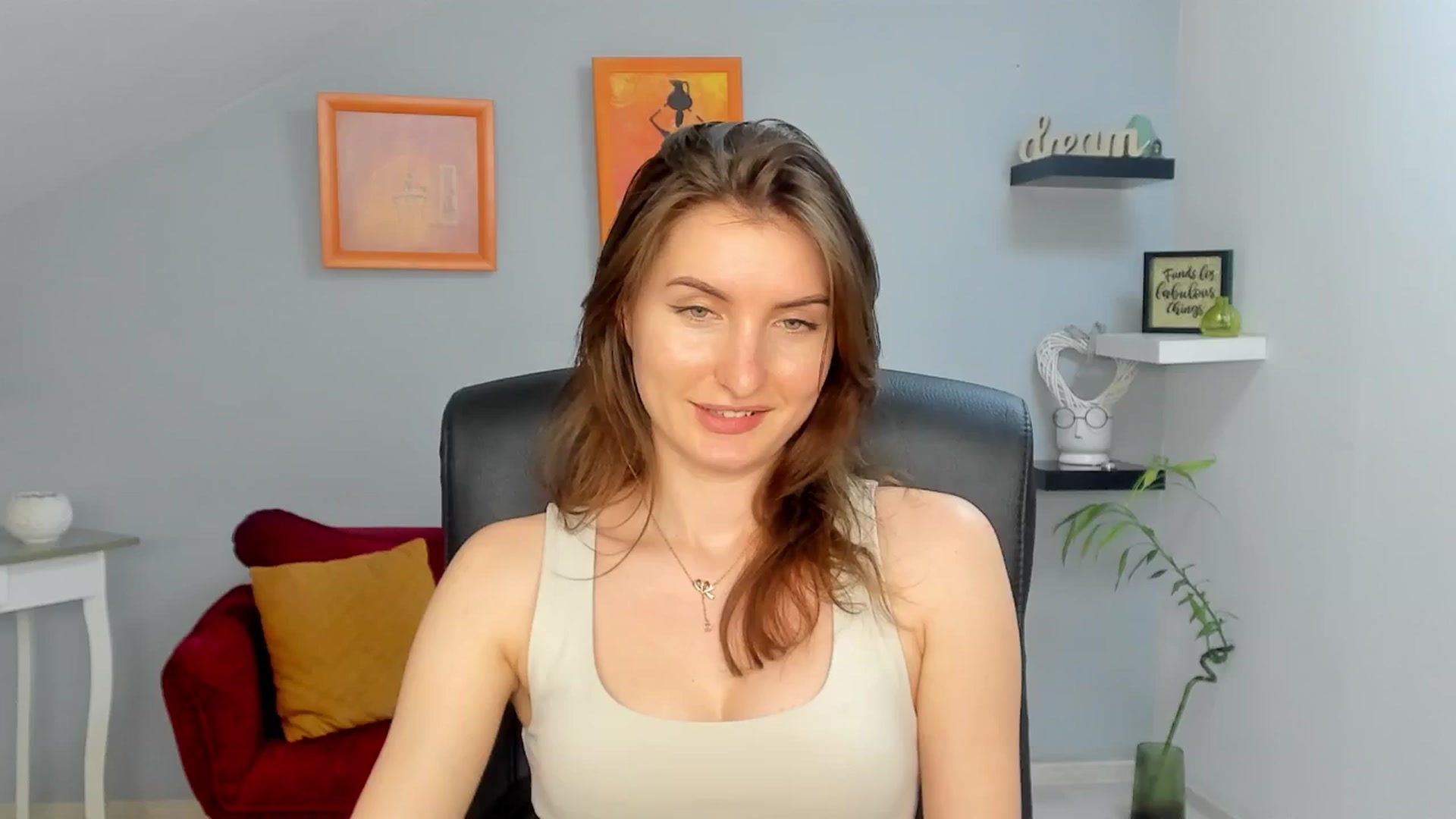 Gallery image thumbnail from EmilysBack's myfreecams stream on, 03/20/2025, 20:26 image 7 of 20