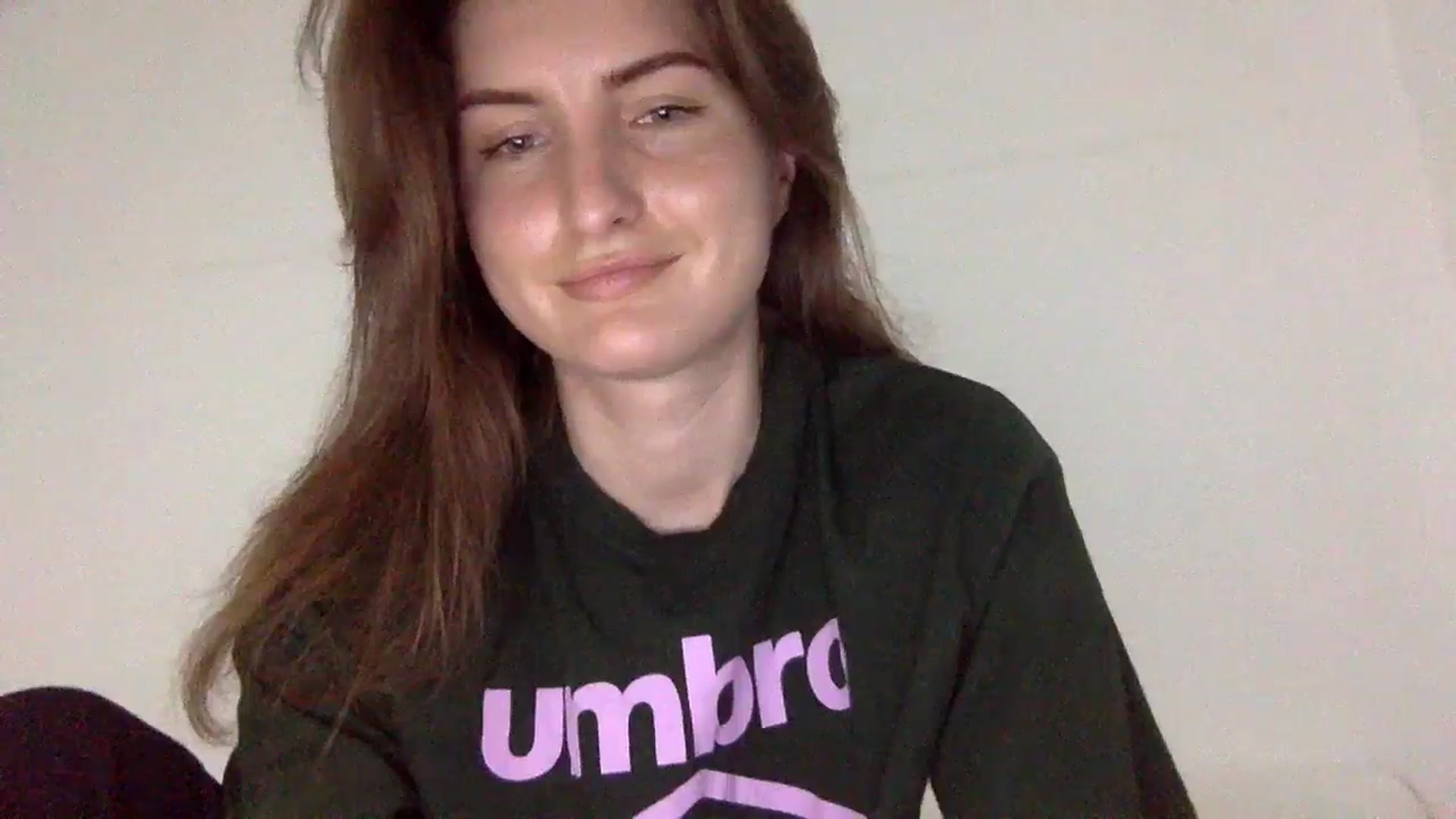 Gallery image thumbnail from EmilysBack's myfreecams stream on, 03/30/2025, 17:14 image 17 of 20
