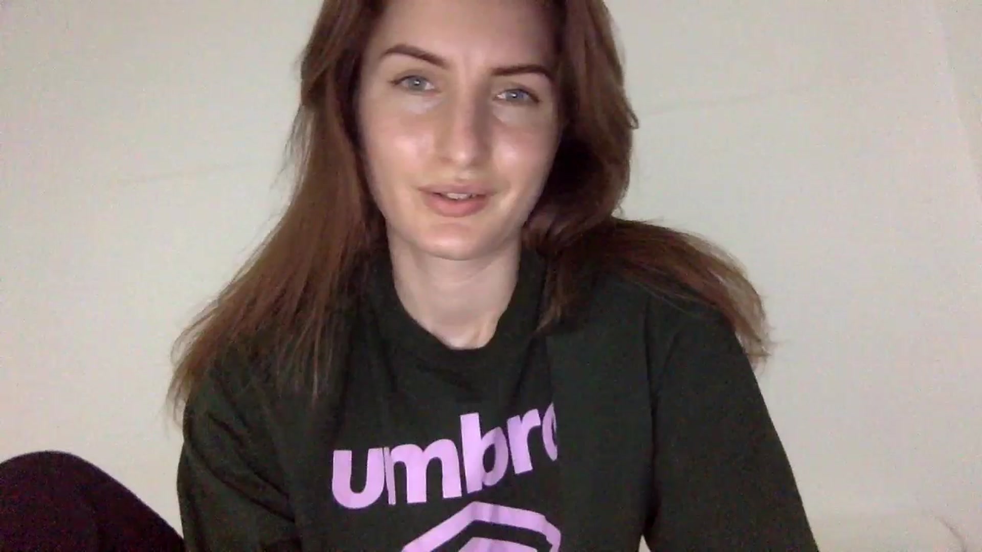 Gallery image thumbnail from EmilysBack's myfreecams stream on, 03/30/2025, 17:14 image 6 of 20