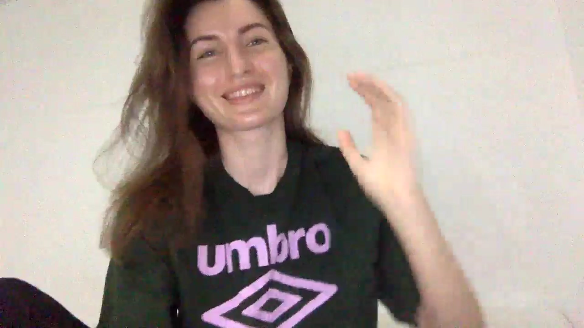 Gallery image thumbnail from EmilysBack's myfreecams stream on, 03/30/2025, 17:14 image 18 of 20