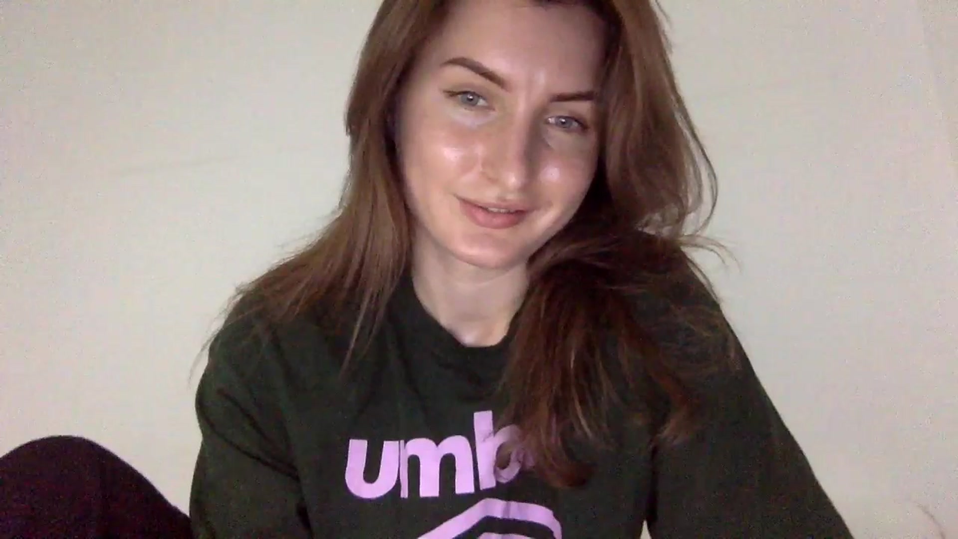 Gallery image thumbnail from EmilysBack's myfreecams stream on, 03/30/2025, 17:14 image 13 of 20