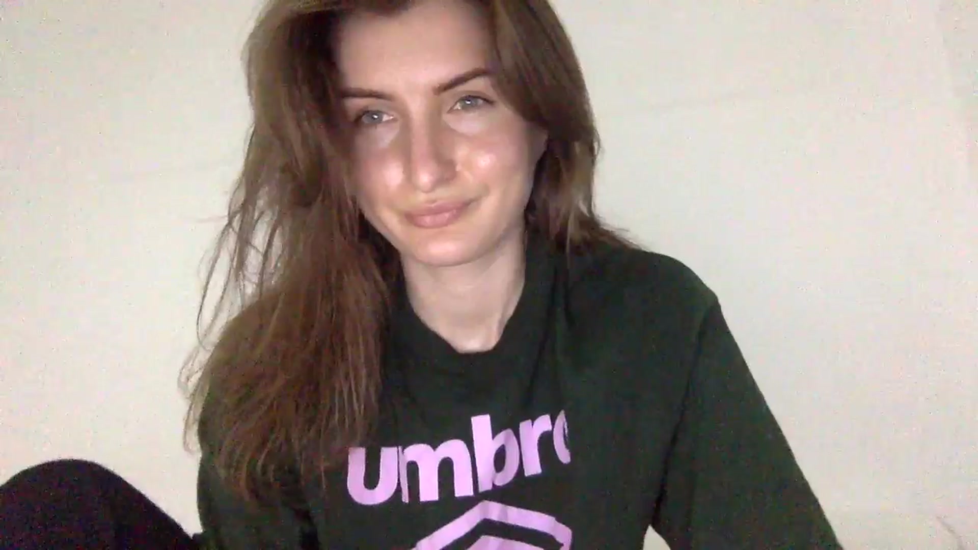Gallery image thumbnail from EmilysBack's myfreecams stream on, 03/30/2025, 17:14 image 20 of 20
