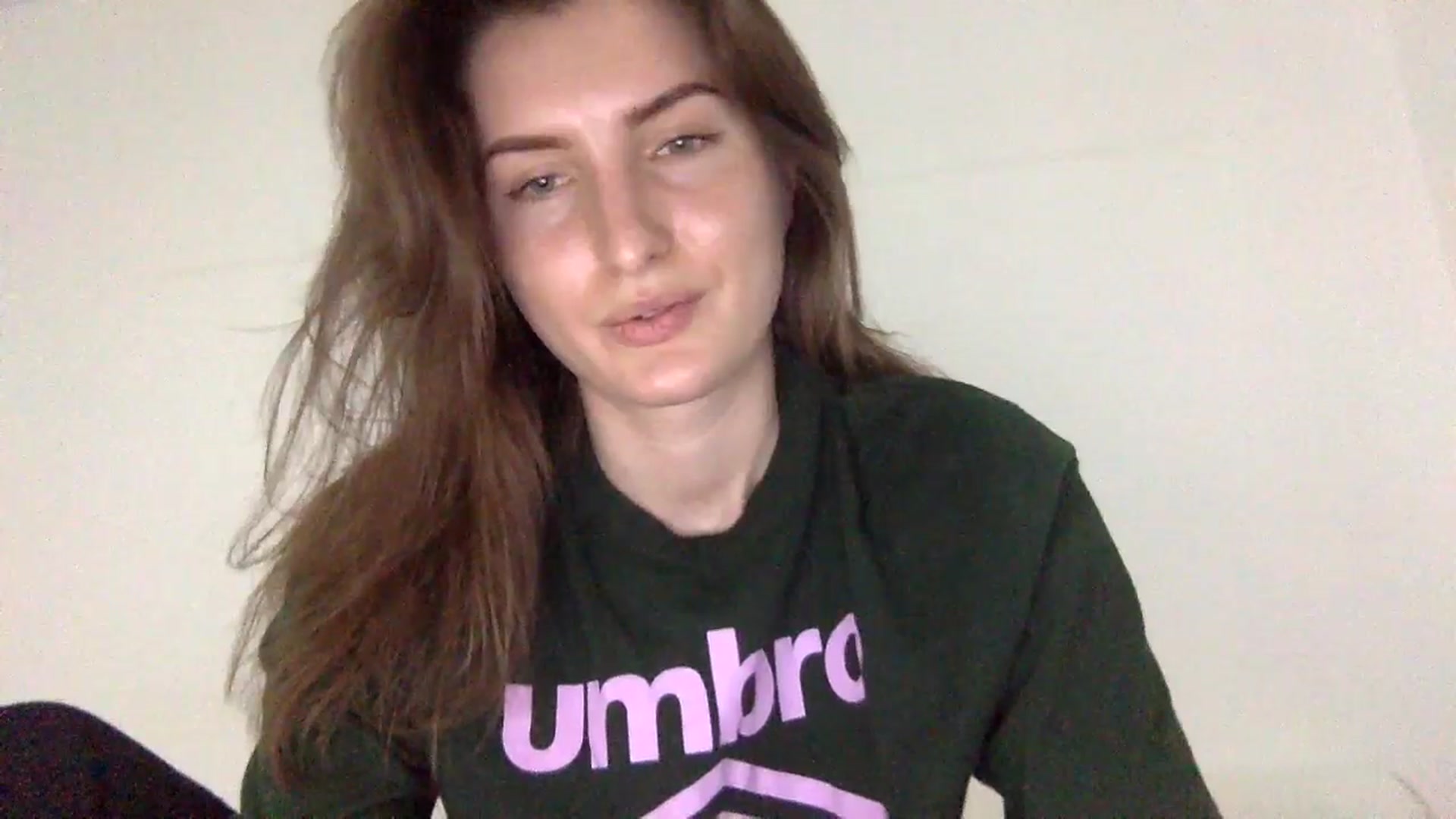 Gallery image thumbnail from EmilysBack's myfreecams stream on, 03/30/2025, 17:14 image 19 of 20