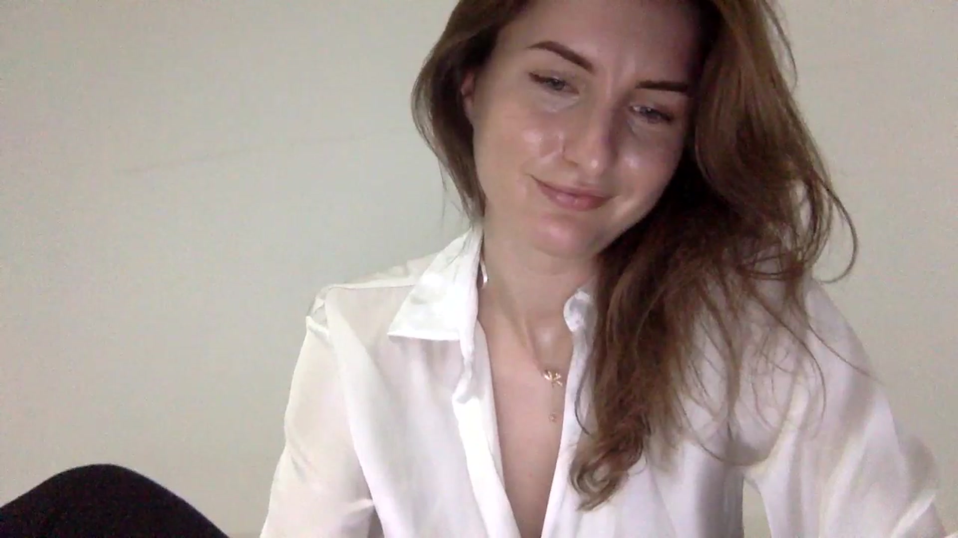 Gallery image thumbnail from EmilysBack's myfreecams stream on, 03/30/2025, 19:45 image 10 of 20