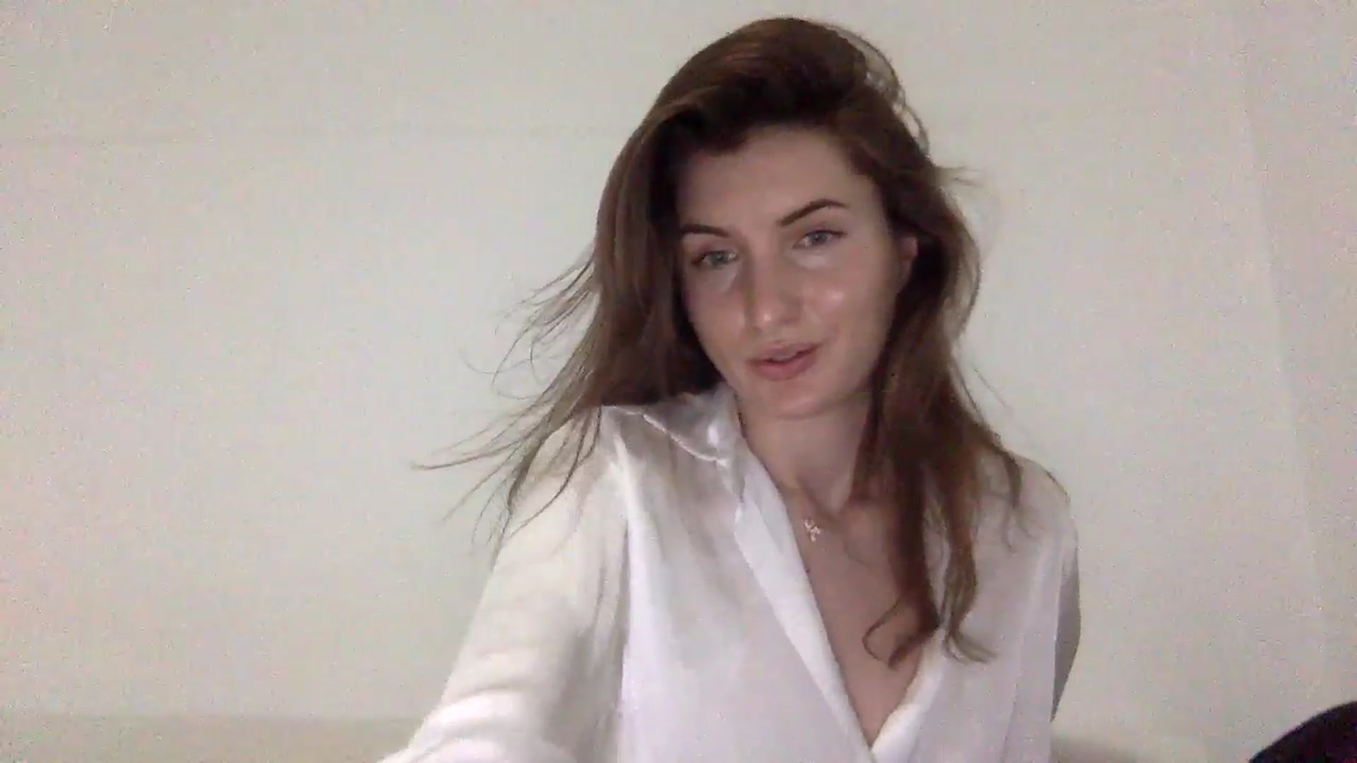 Gallery image thumbnail from EmilysBack's myfreecams stream on, 03/30/2025, 21:27 image 8 of 20