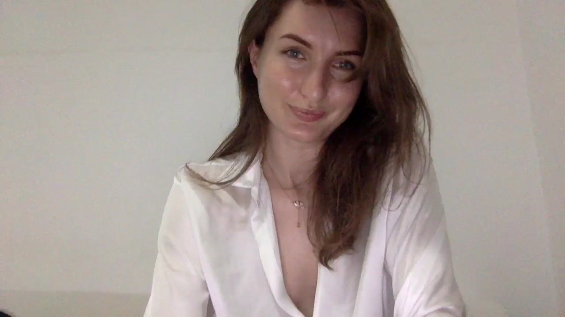Gallery image thumbnail from EmilysBack's myfreecams stream on, 03/30/2025, 21:27 image 20 of 20