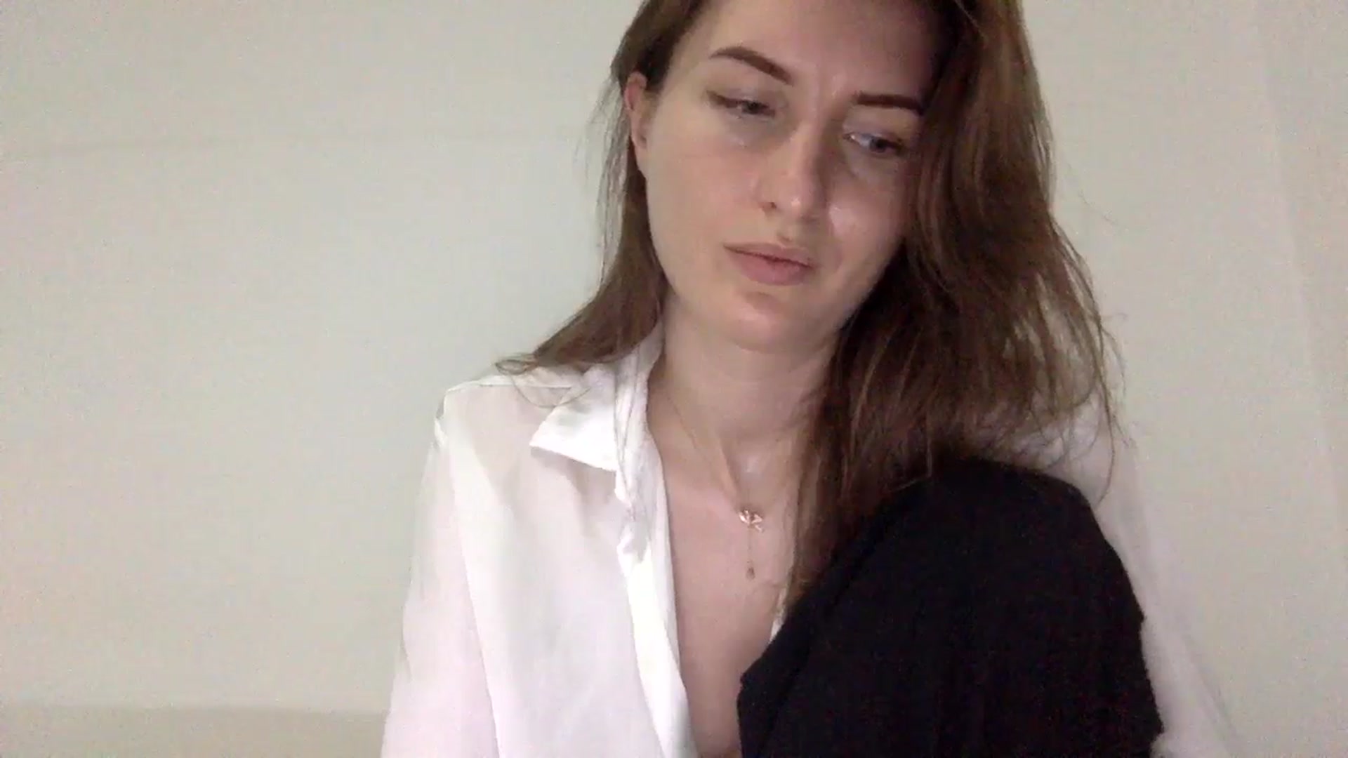 Gallery image thumbnail from EmilysBack's myfreecams stream on, 03/30/2025, 21:27 image 4 of 20
