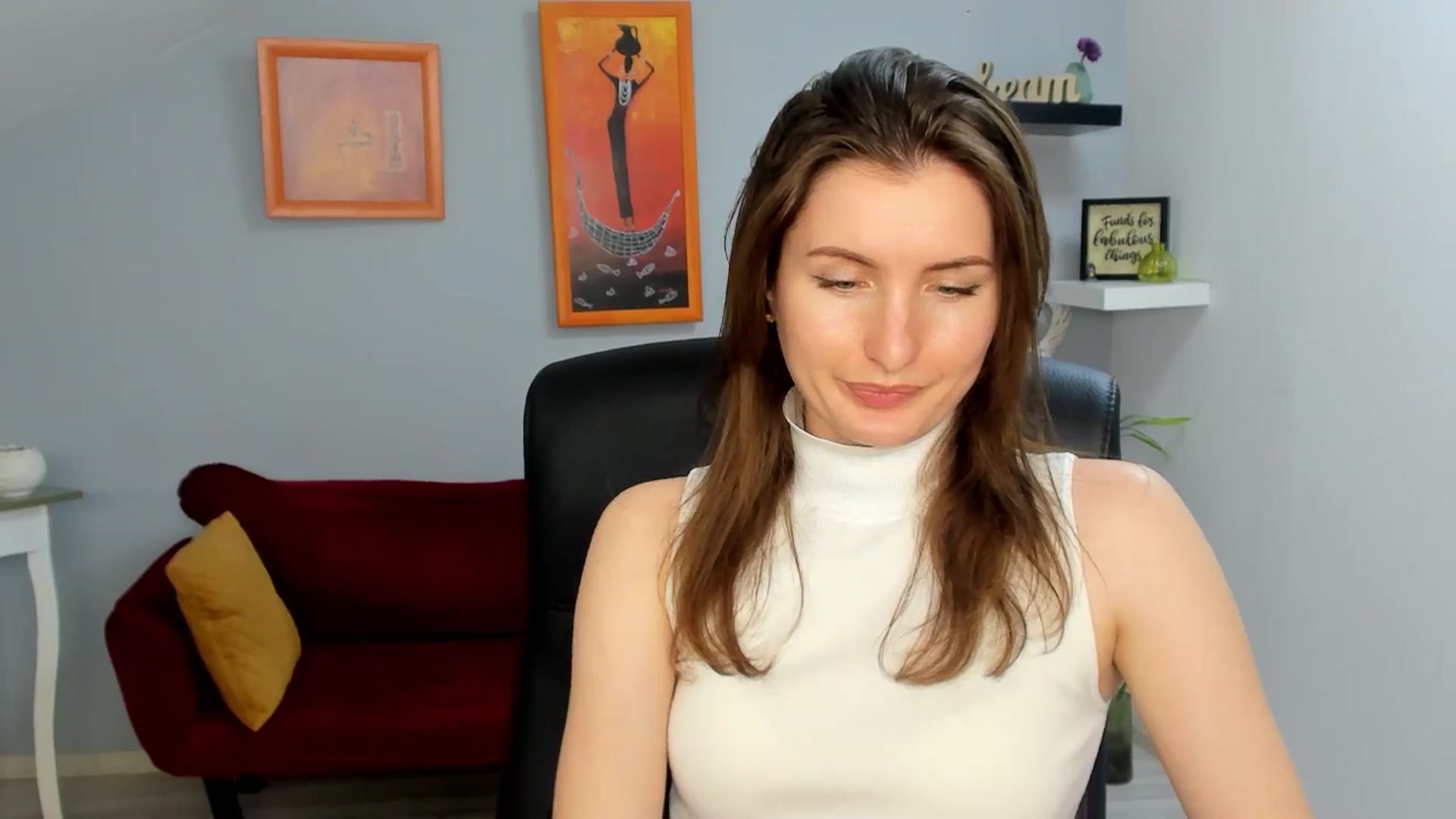 Gallery image thumbnail from EmilysBack's myfreecams stream on, 04/04/2025, 19:54 image 15 of 20