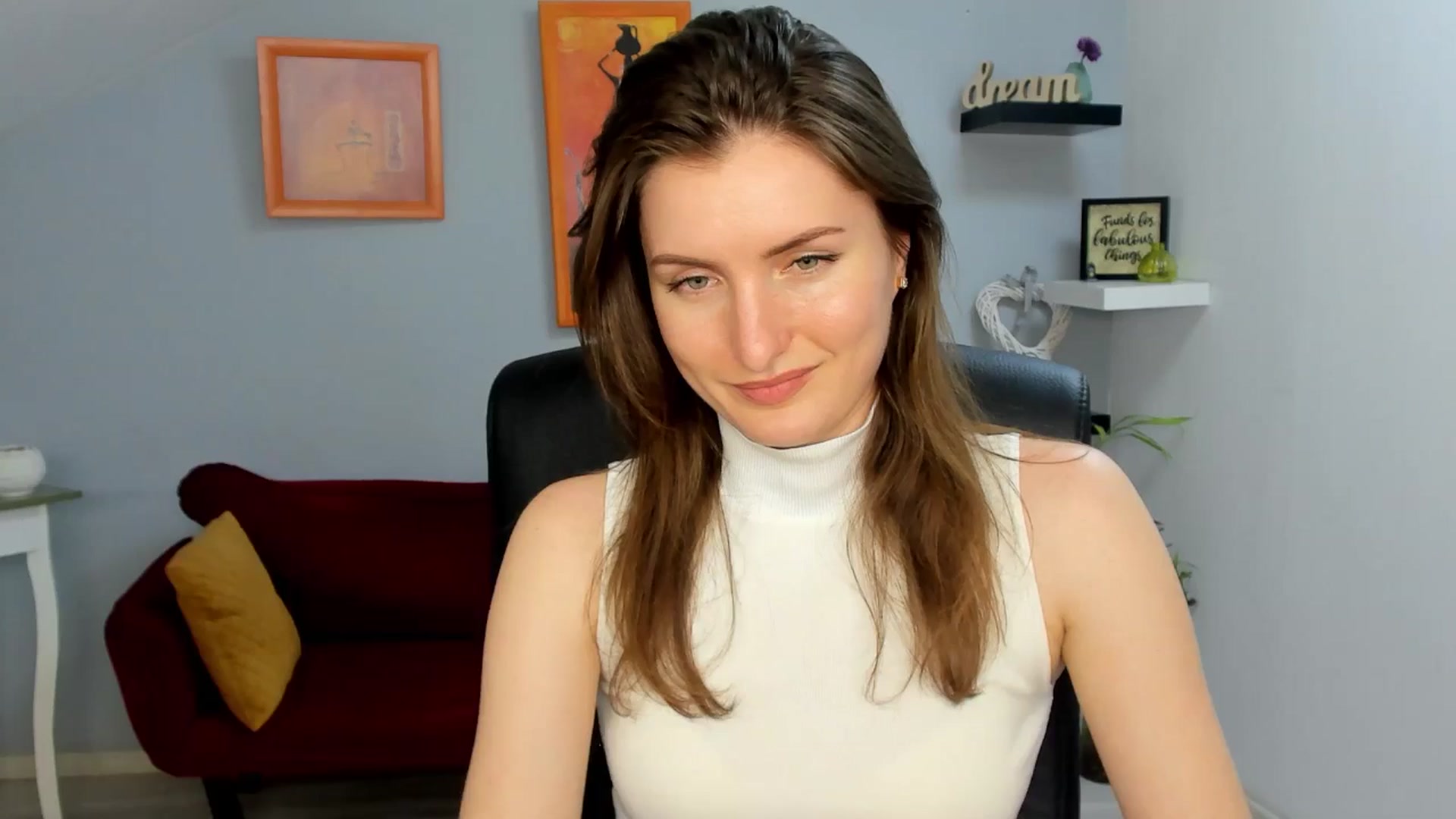 Gallery image thumbnail from EmilysBack's myfreecams stream on, 04/04/2025, 19:54 image 1 of 20