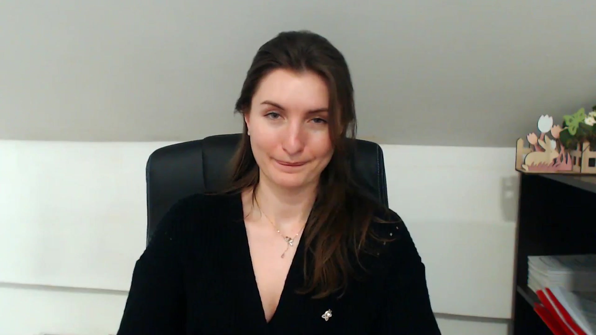 Gallery image thumbnail from EmilysBack's myfreecams stream on, 04/11/2025, 10:57 image 8 of 20