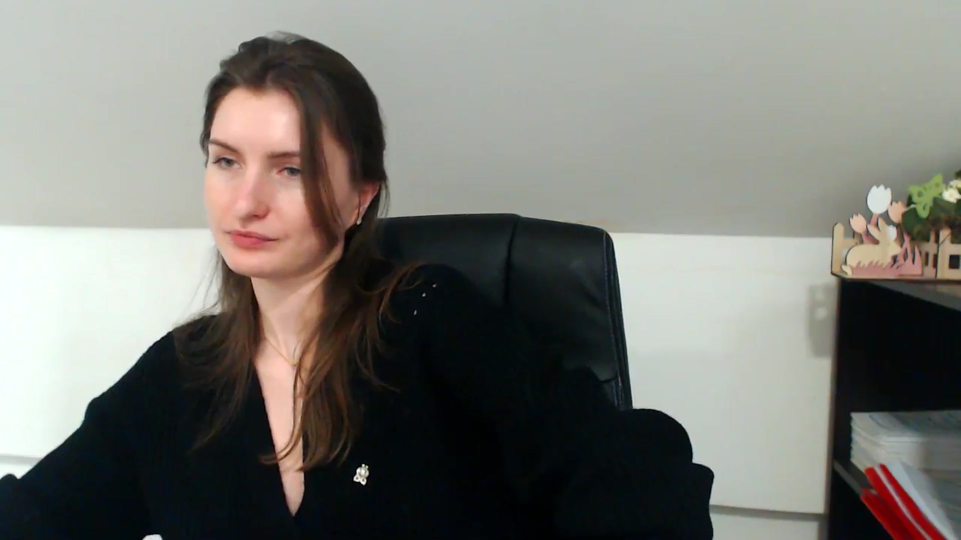 Gallery image thumbnail from EmilysBack's myfreecams stream on, 04/11/2025, 10:57 image 14 of 20