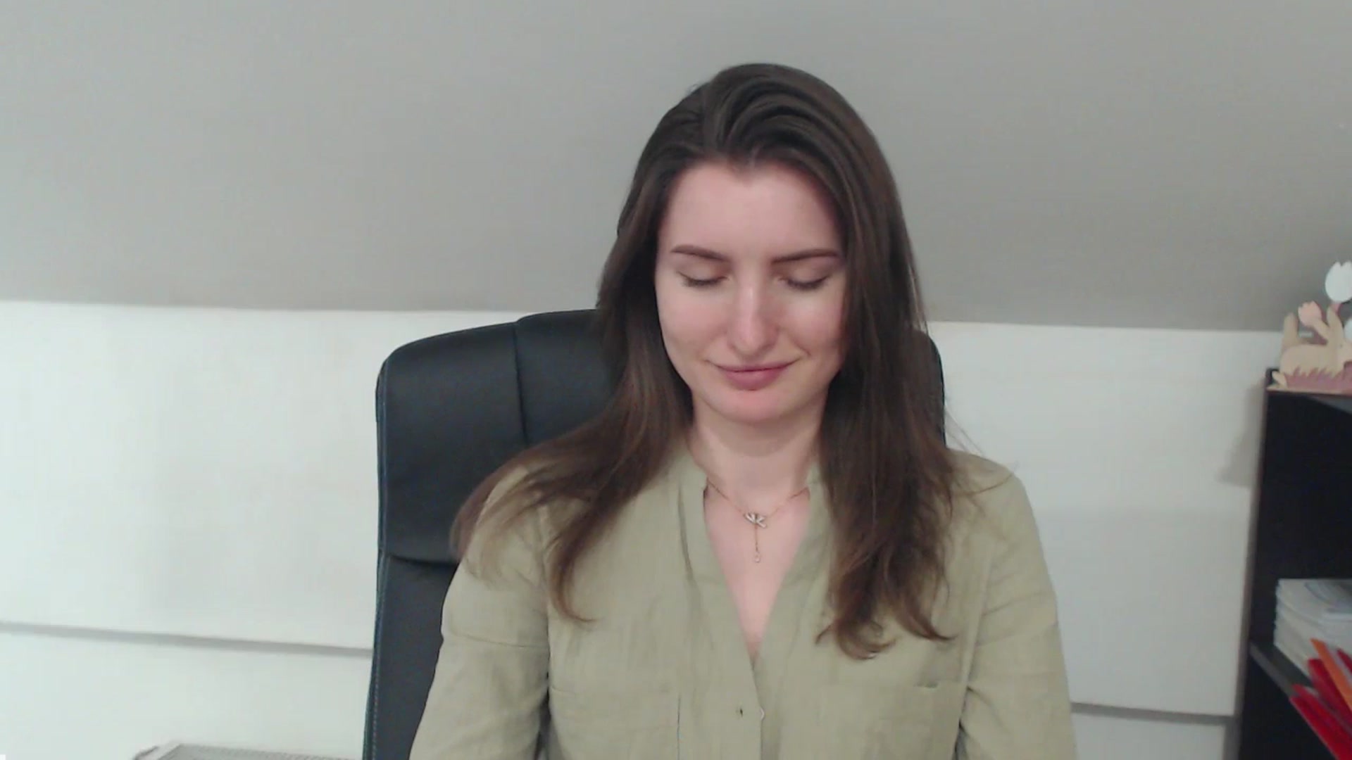 Gallery image thumbnail from EmilysBack's myfreecams stream on, 04/14/2025, 13:06 image 2 of 20