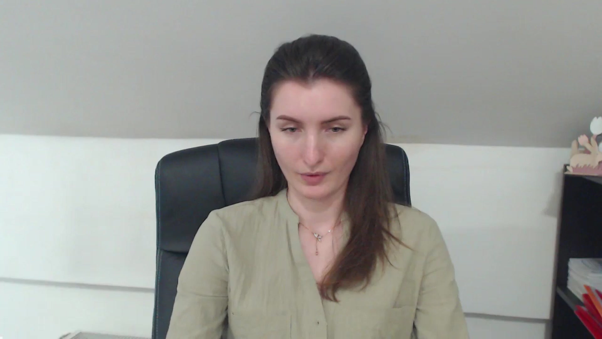 Gallery image thumbnail from EmilysBack's myfreecams stream on, 04/14/2025, 13:06 image 7 of 20