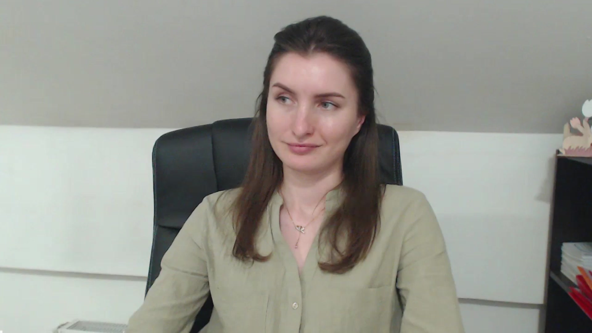Gallery image thumbnail from EmilysBack's myfreecams stream on, 04/14/2025, 18:24 image 2 of 20