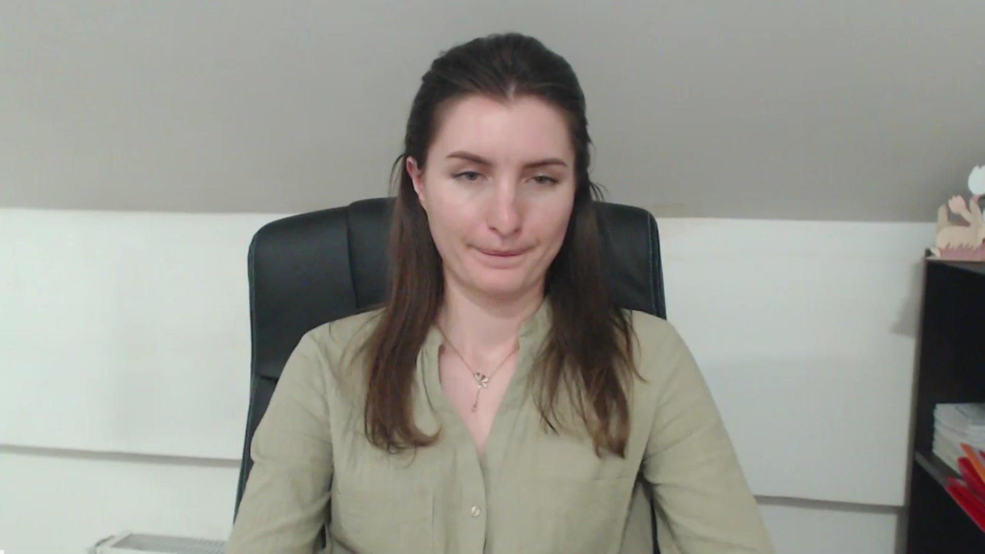 Gallery image thumbnail from EmilysBack's myfreecams stream on, 04/14/2025, 18:24 image 14 of 20