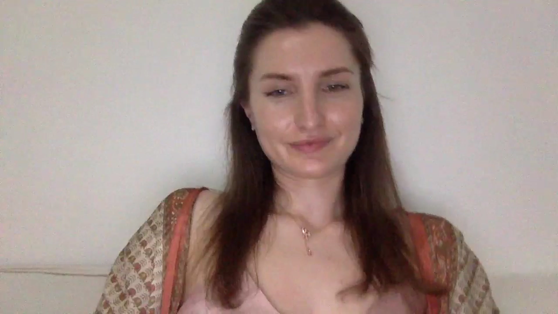 Gallery image thumbnail from EmilysBack's myfreecams stream on, 04/28/2025, 21:30 image 15 of 20