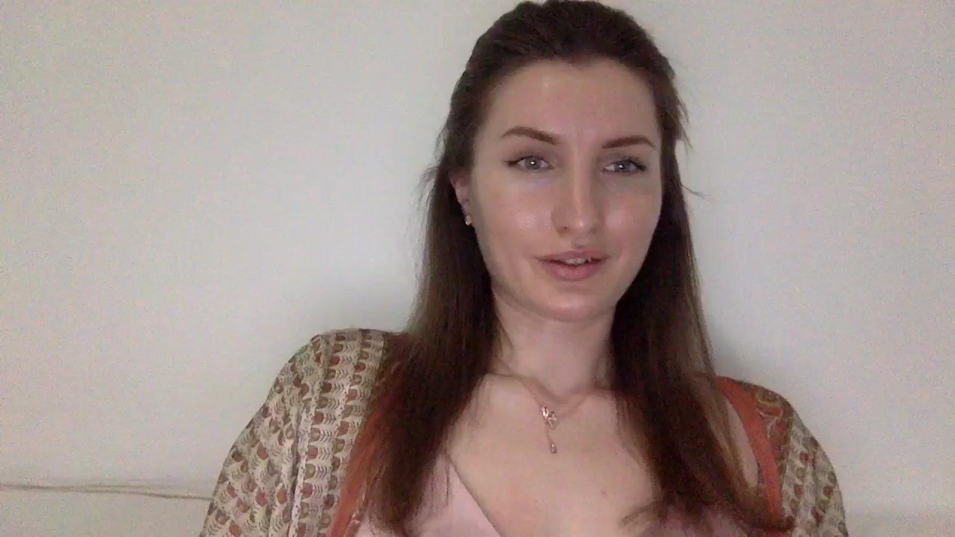 Gallery image thumbnail from EmilysBack's myfreecams stream on, 04/28/2025, 21:30 image 1 of 20