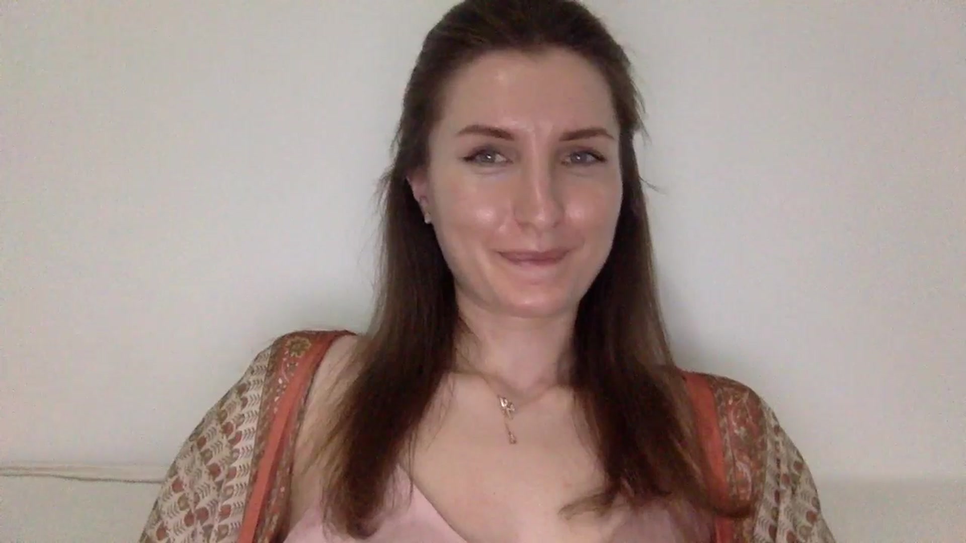 Gallery image thumbnail from EmilysBack's myfreecams stream on, 04/28/2025, 21:30 image 11 of 20