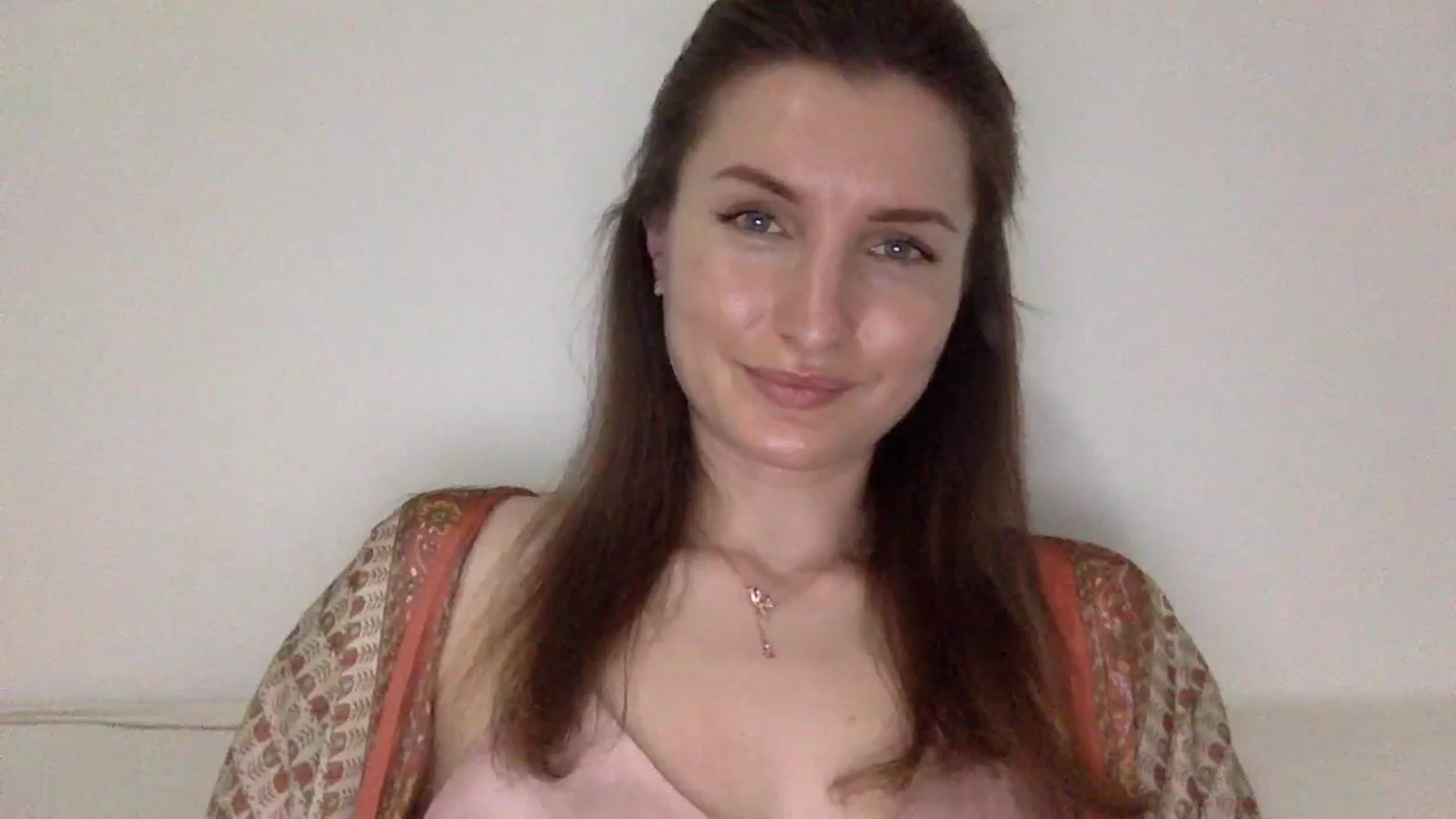 Gallery image thumbnail from EmilysBack's myfreecams stream on, 04/28/2025, 21:30 image 9 of 20