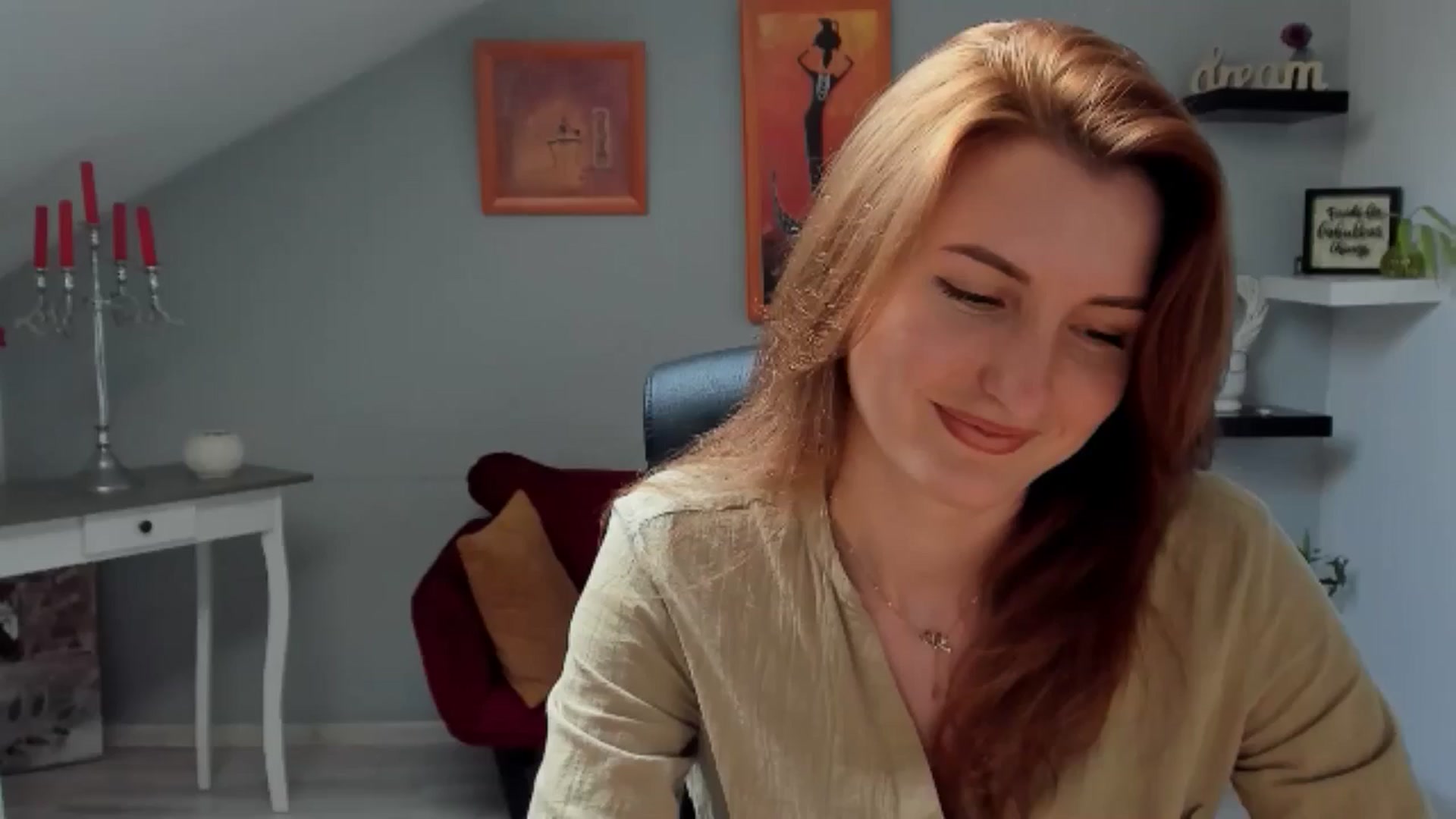 Gallery image thumbnail from EmilysBack's myfreecams stream on, 05/29/2025, 16:48 image 9 of 20