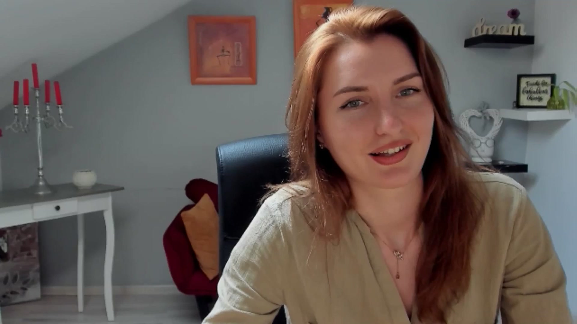 Gallery image thumbnail from EmilysBack's myfreecams stream on, 05/29/2025, 16:48 image 11 of 20