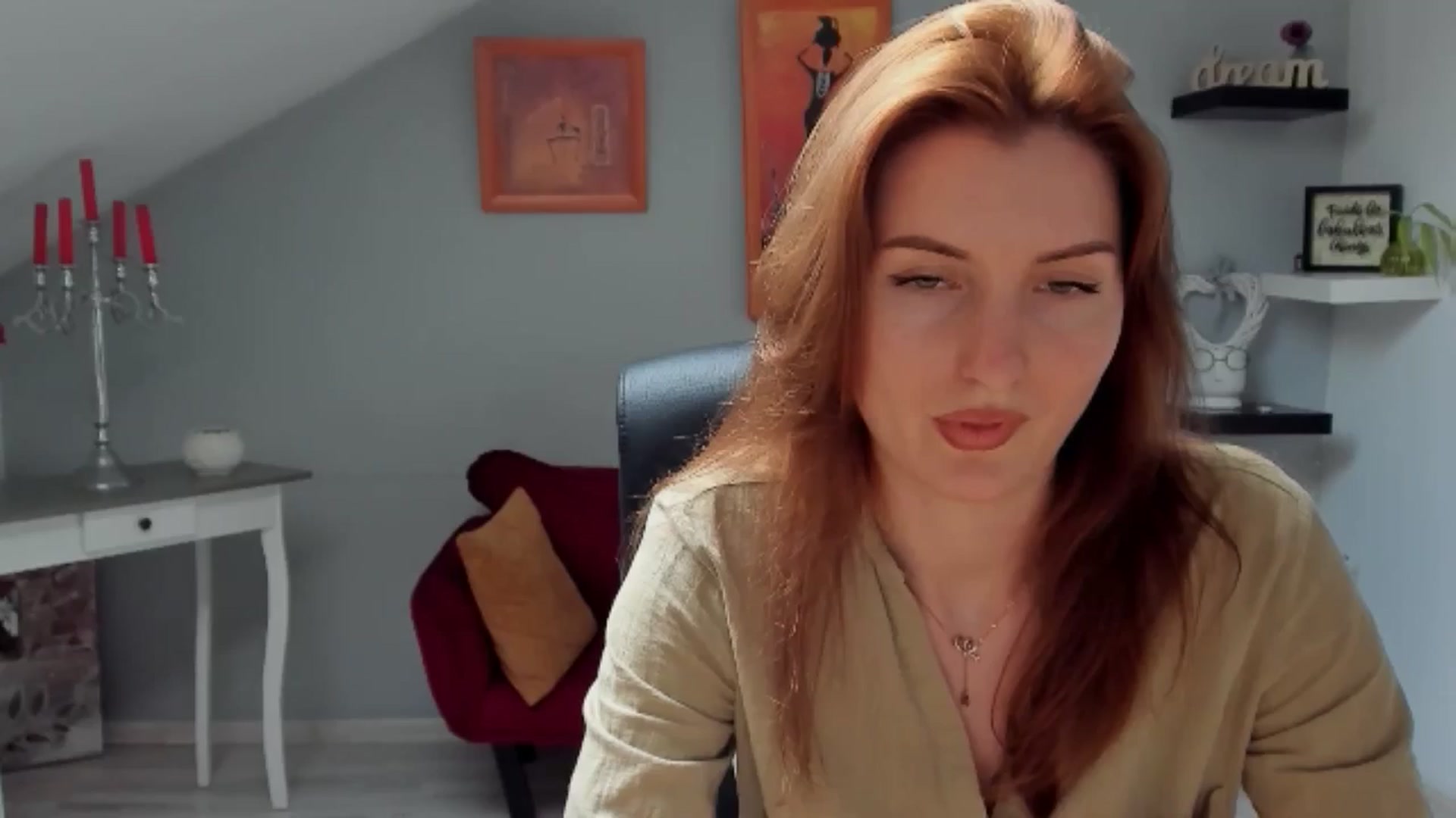 Gallery image thumbnail from EmilysBack's myfreecams stream on, 05/29/2025, 16:48 image 13 of 20