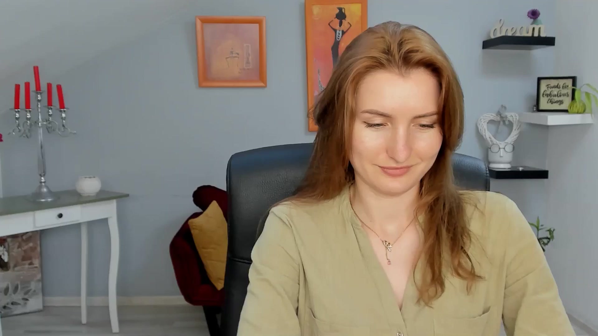 Gallery image thumbnail from EmilysBack's myfreecams stream on, 05/29/2025, 17:52 image 17 of 20