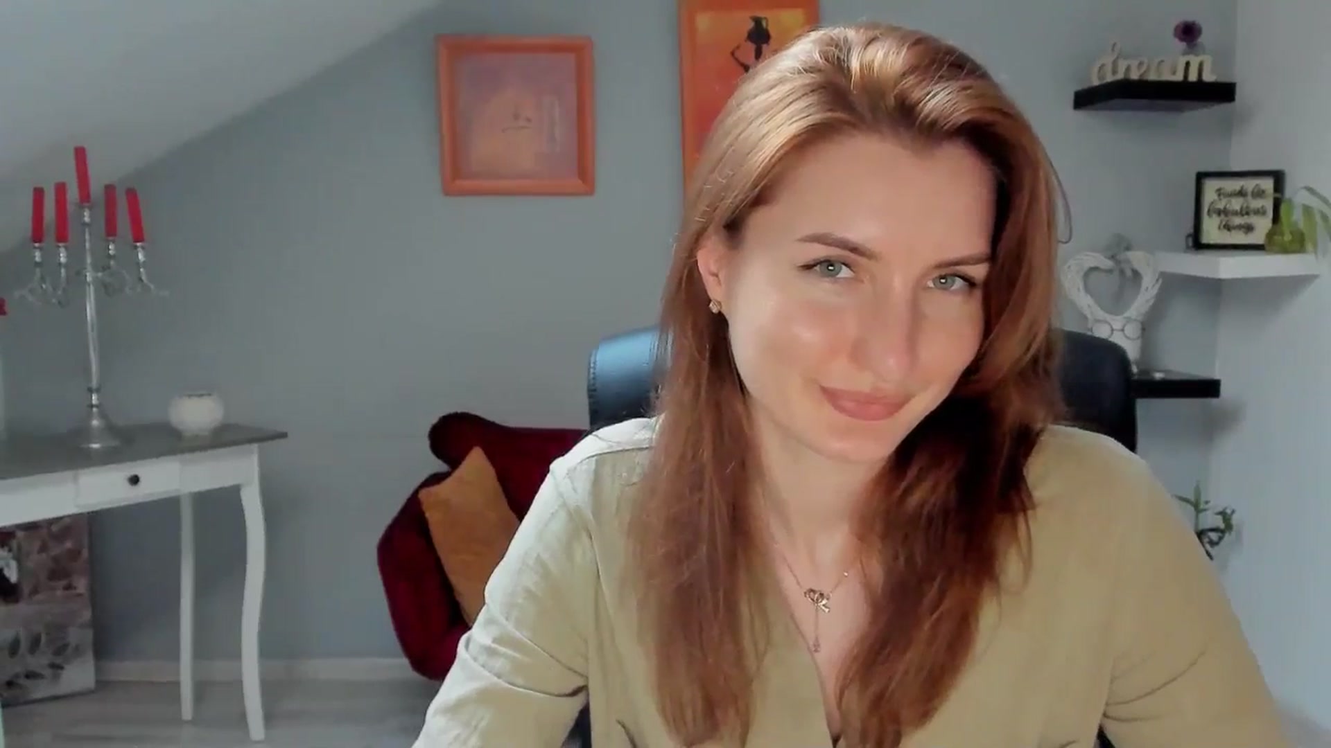 Gallery image thumbnail from EmilysBack's myfreecams stream on, 05/29/2025, 17:52 image 9 of 20
