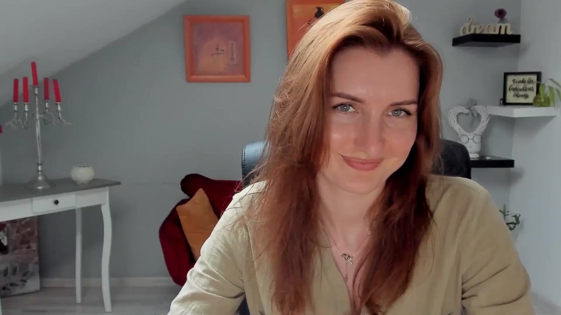 Gallery image thumbnail from EmilysBack's myfreecams stream on, 05/29/2025, 17:52 image 4 of 20