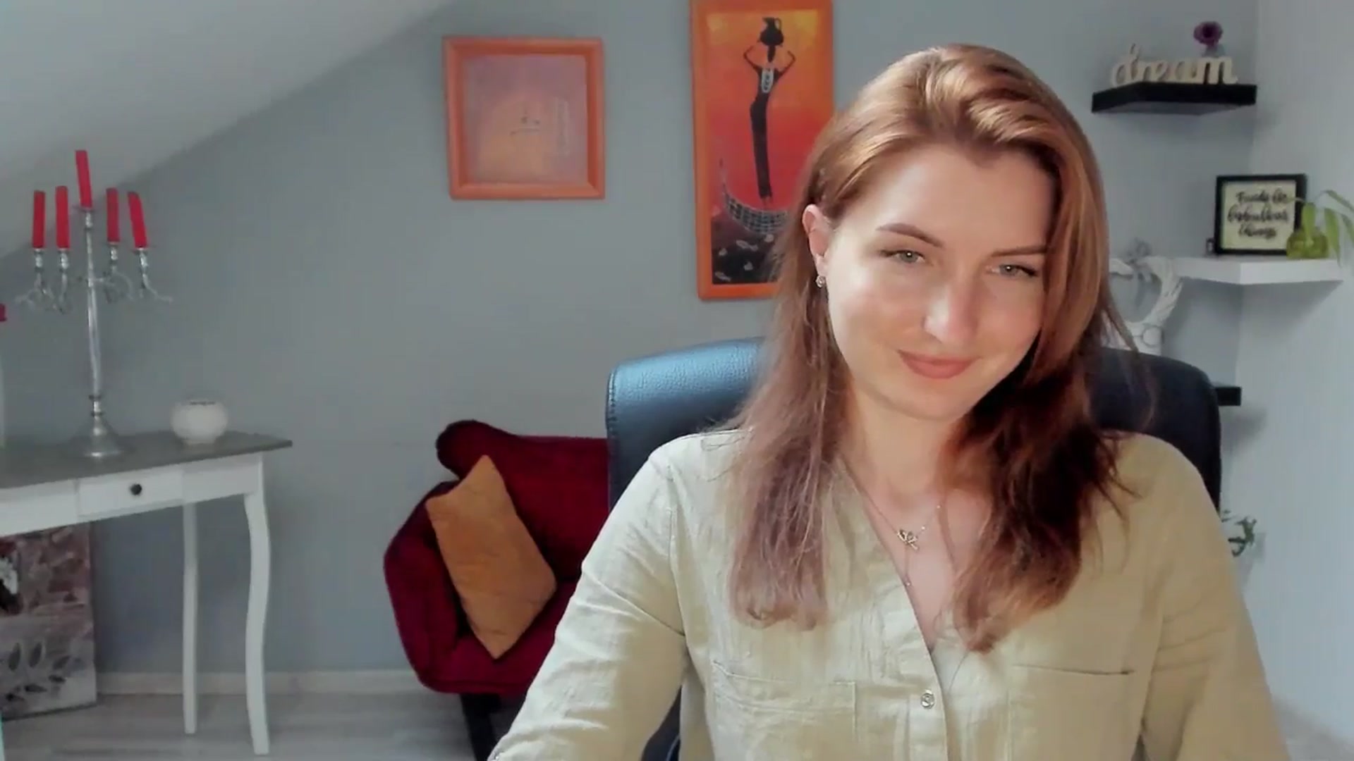 Gallery image thumbnail from EmilysBack's myfreecams stream on, 05/29/2025, 17:52 image 11 of 20