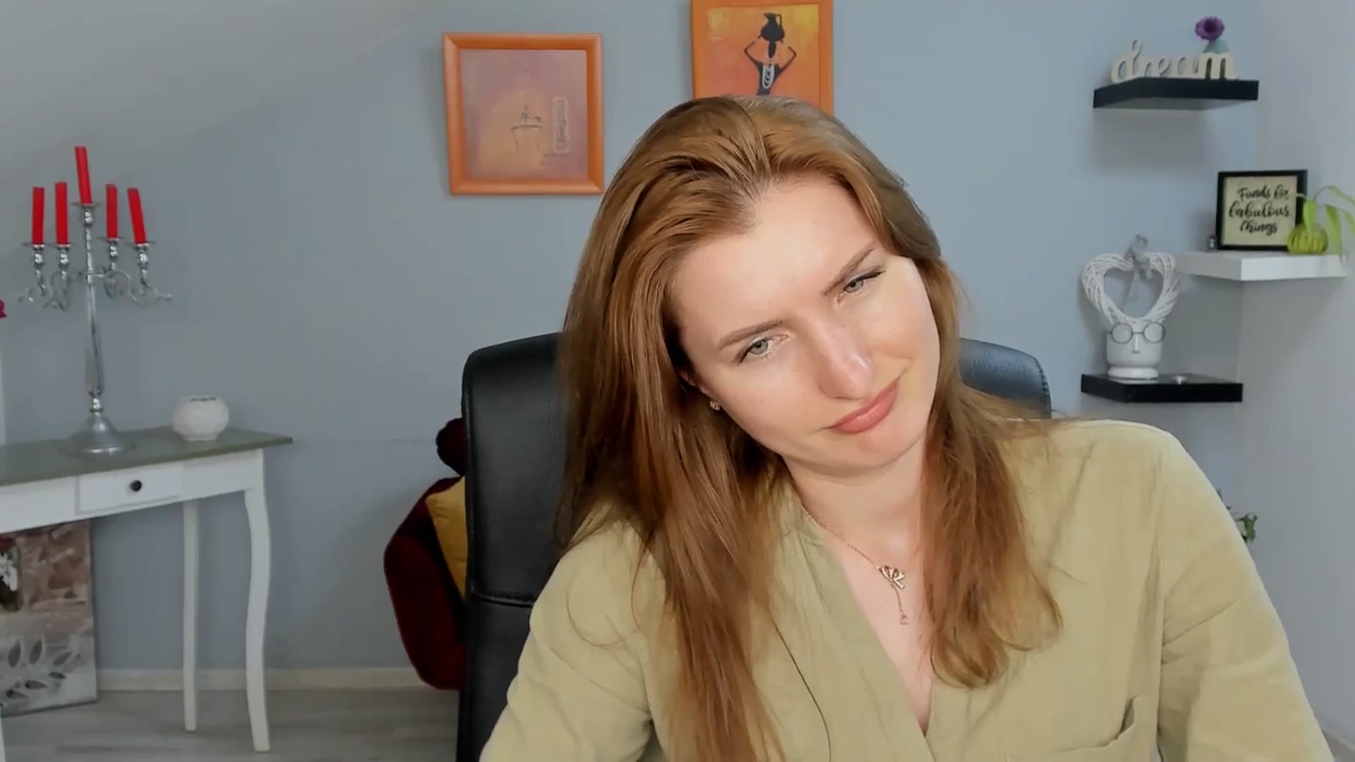 Gallery image thumbnail from EmilysBack's myfreecams stream on, 05/29/2025, 19:01 image 20 of 20
