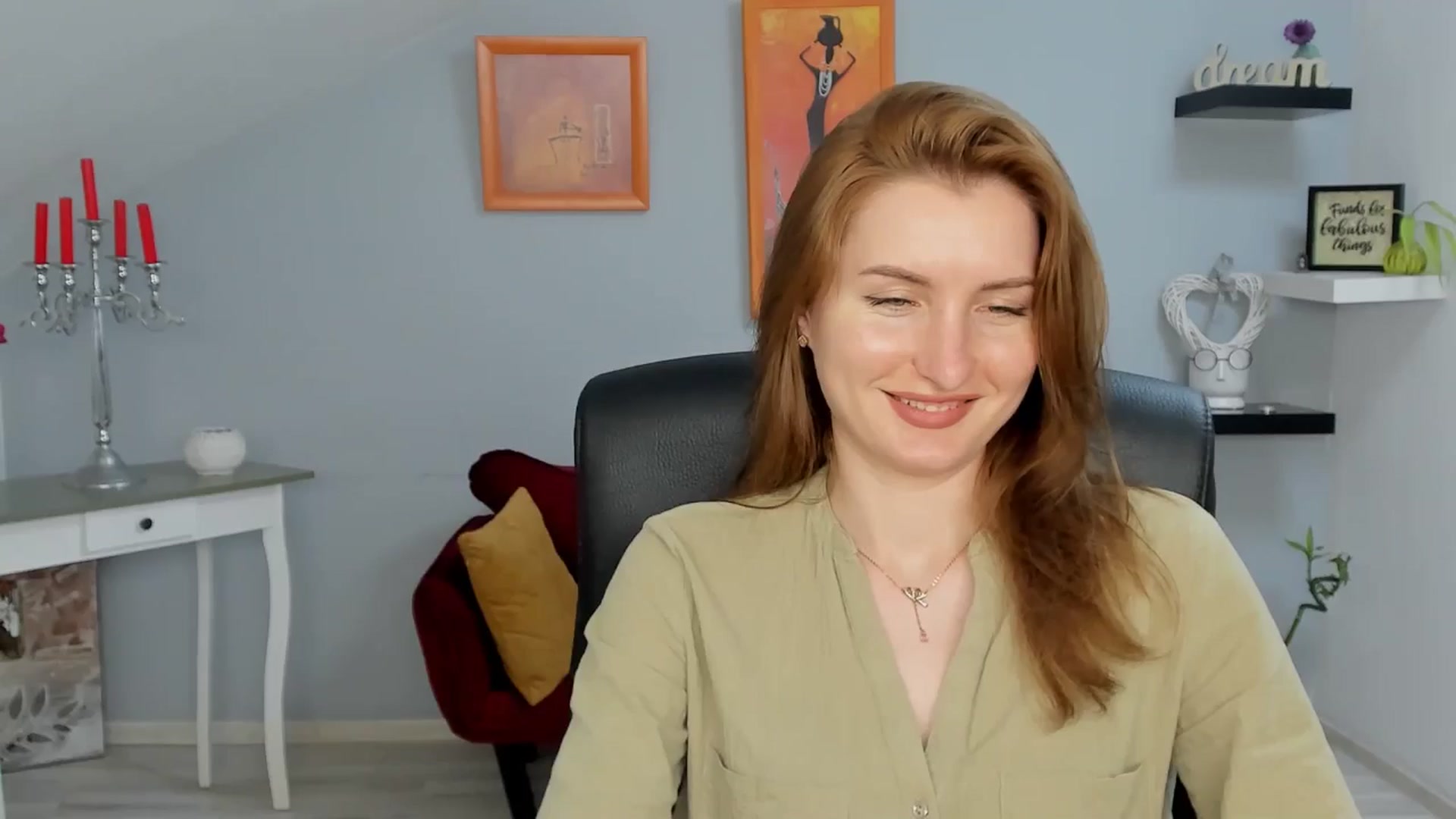 Gallery image thumbnail from EmilysBack's myfreecams stream on, 05/29/2025, 19:01 image 1 of 20